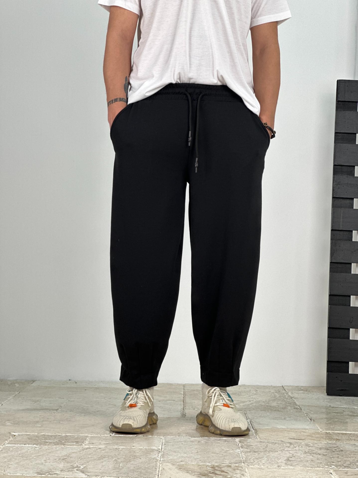 Double Paça Detaylı Siyah Pantolon