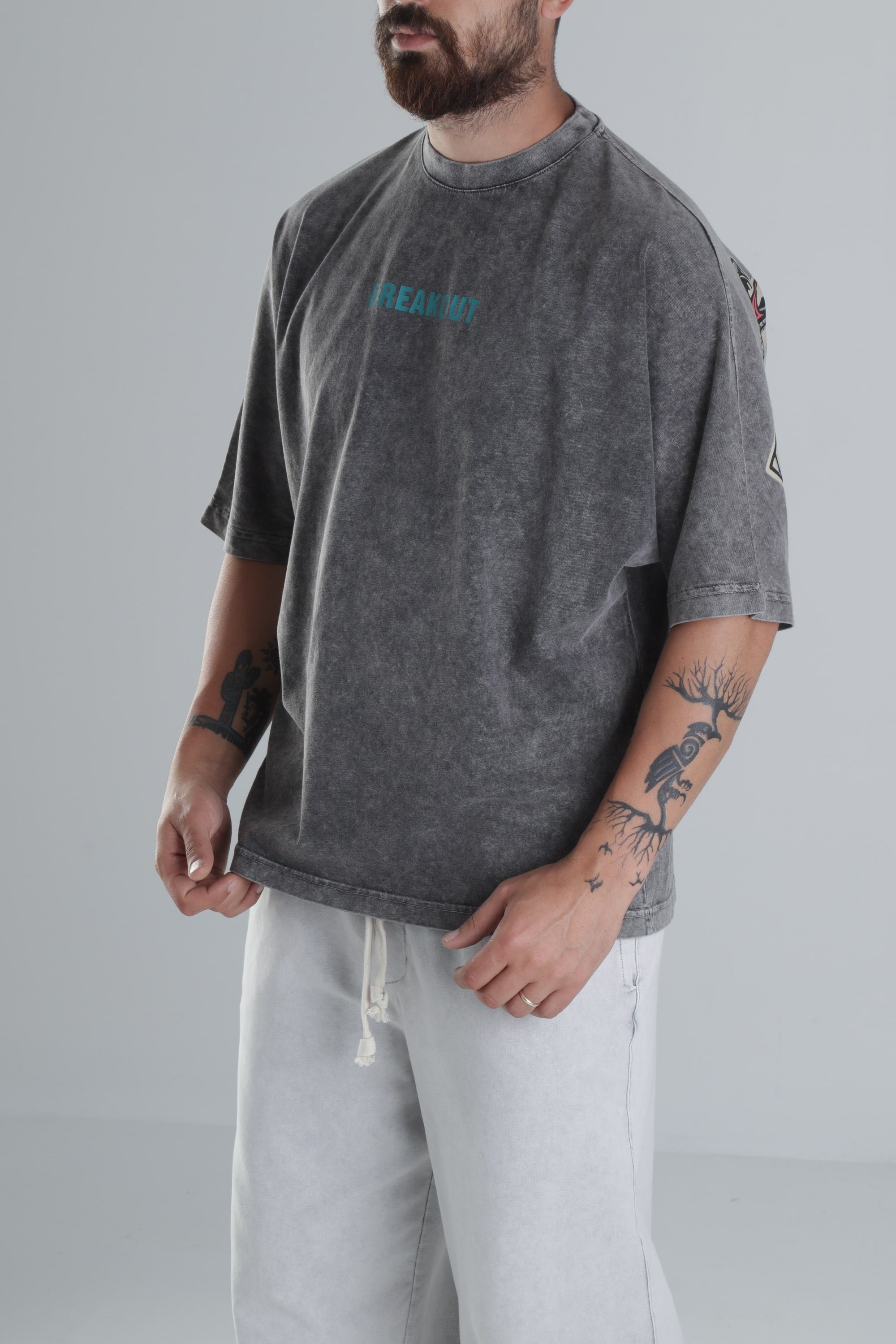 Breakout Yıkamalı Antrasit Oversize Tasarım T-Shirt