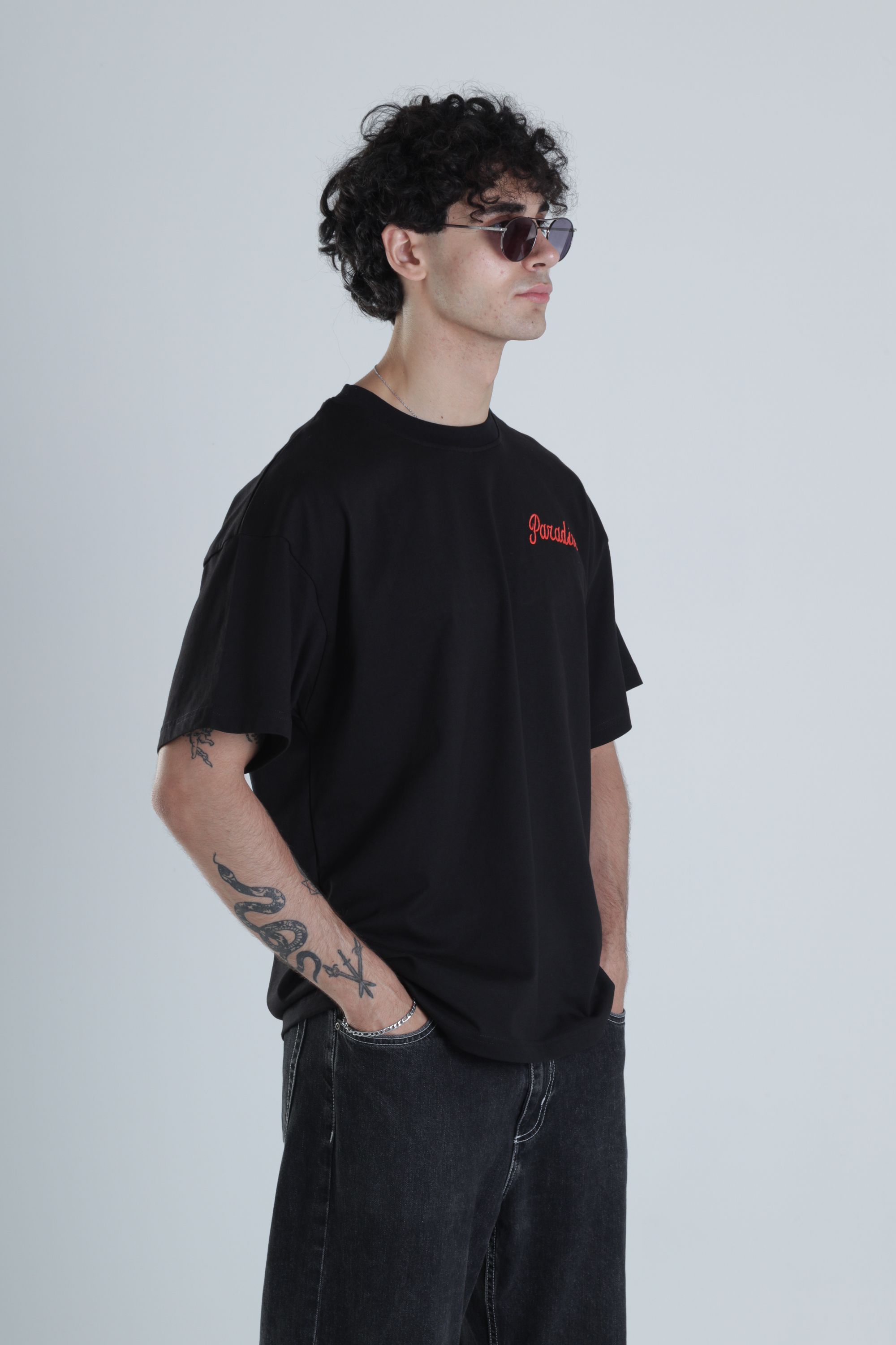 Paradise Siyah Oversize Tasarım T-Shirt