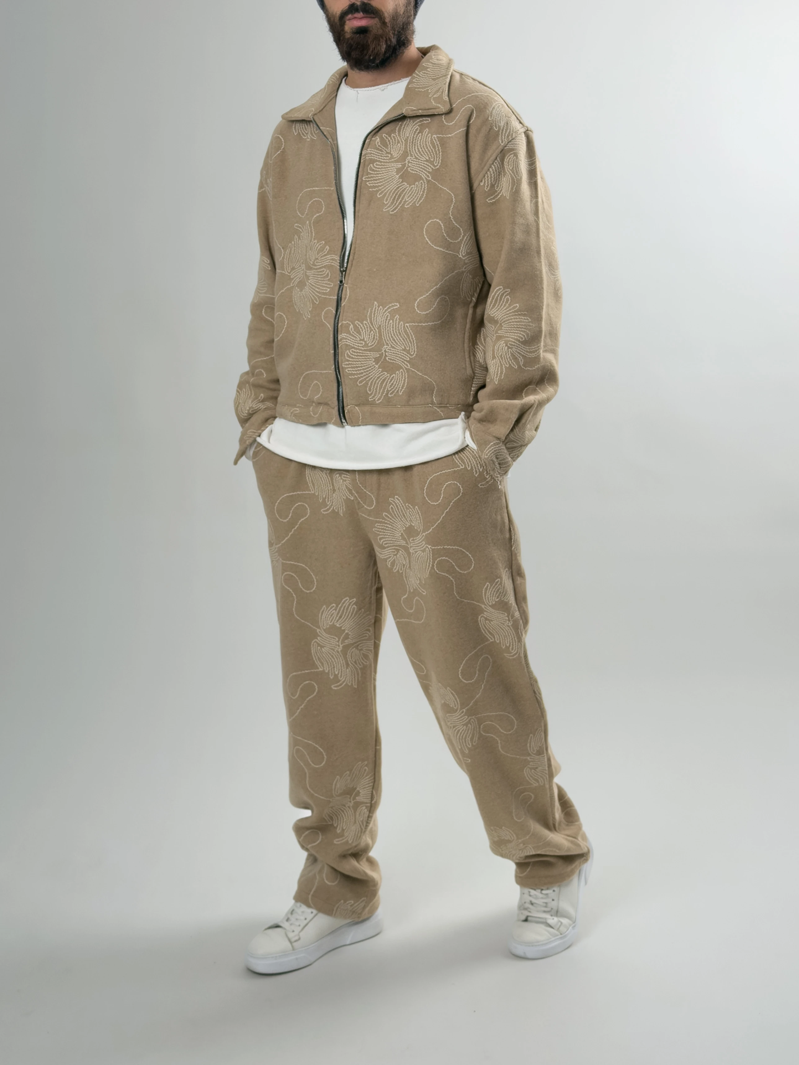 Nakış İşlemeli Erkek Bej Takım COC2628