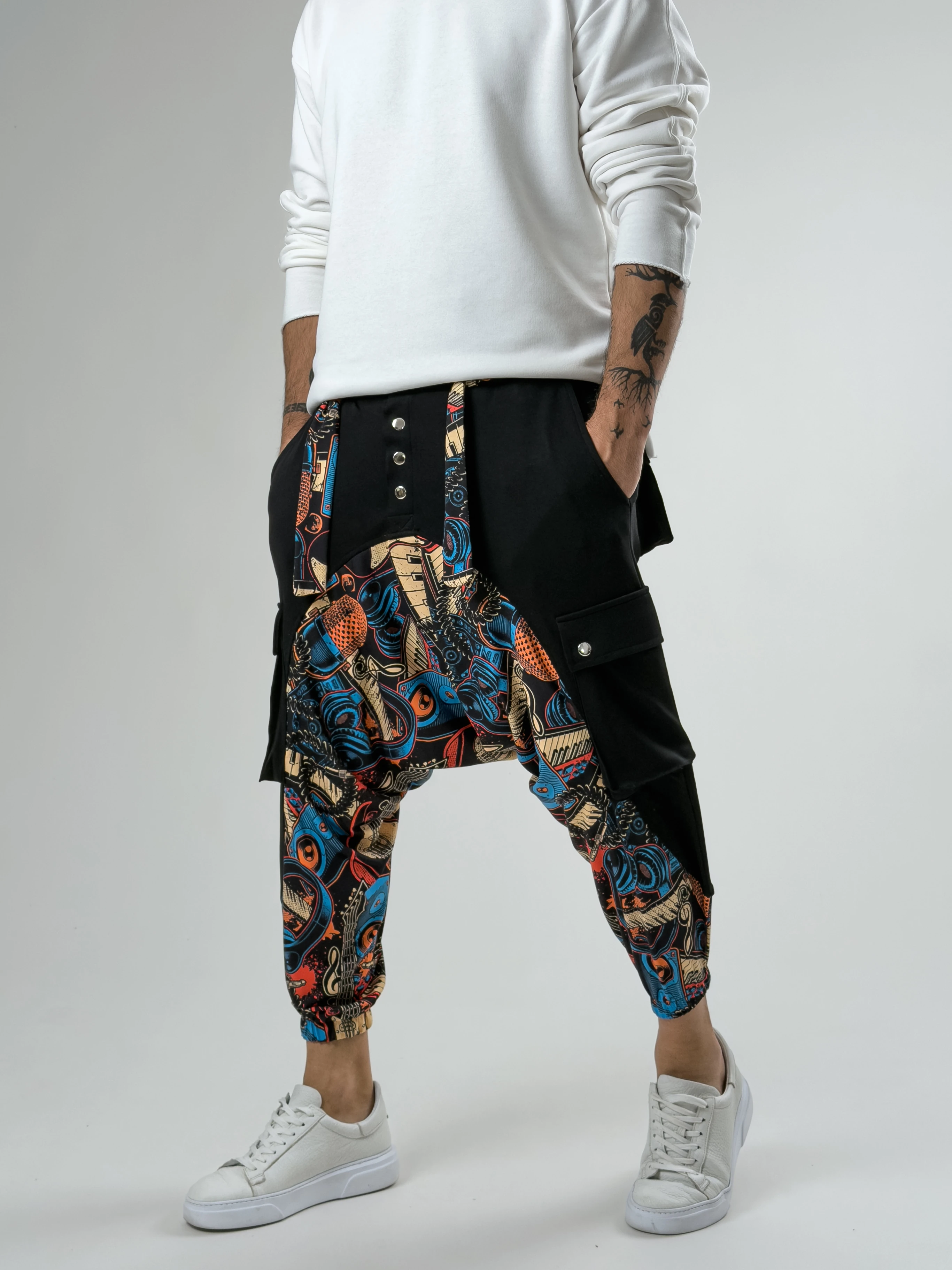 Garni Tasarım Erkek Siyah Müzik Desenli Spor Şalvar COC2619