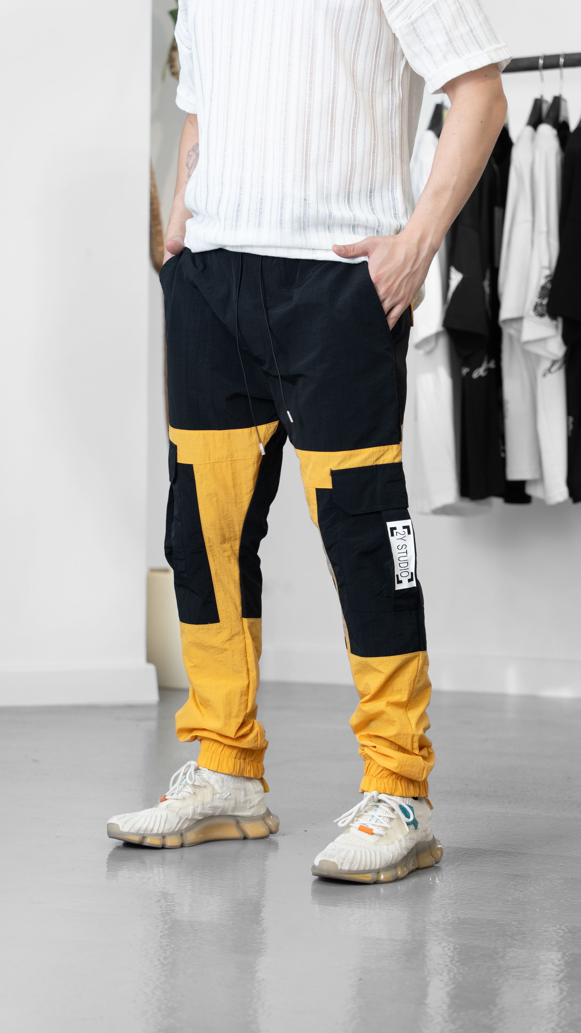 Paraşüt Kumaş Sarı Jogger