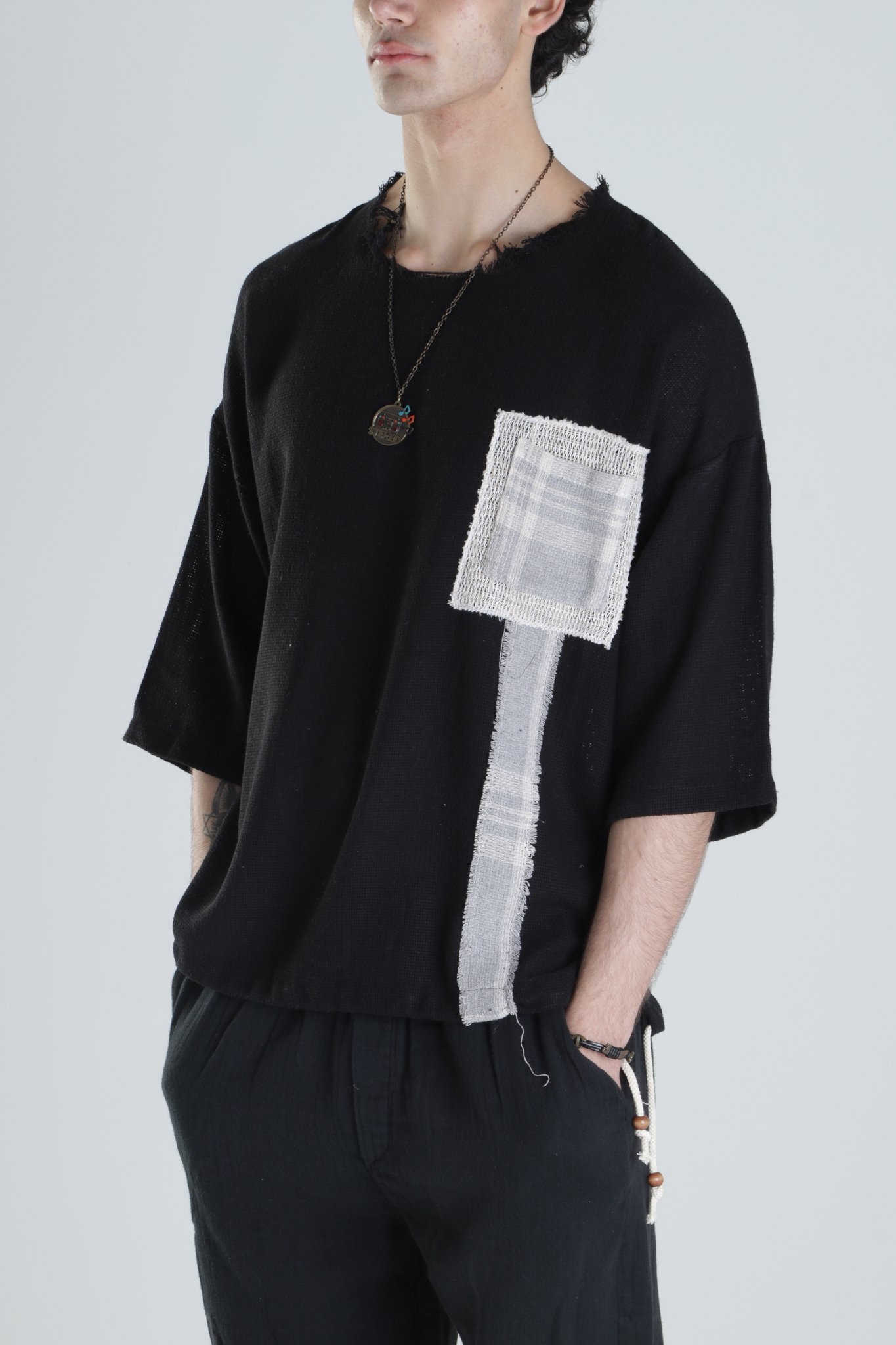 Buldan Kumaş Siyah T-Shirt