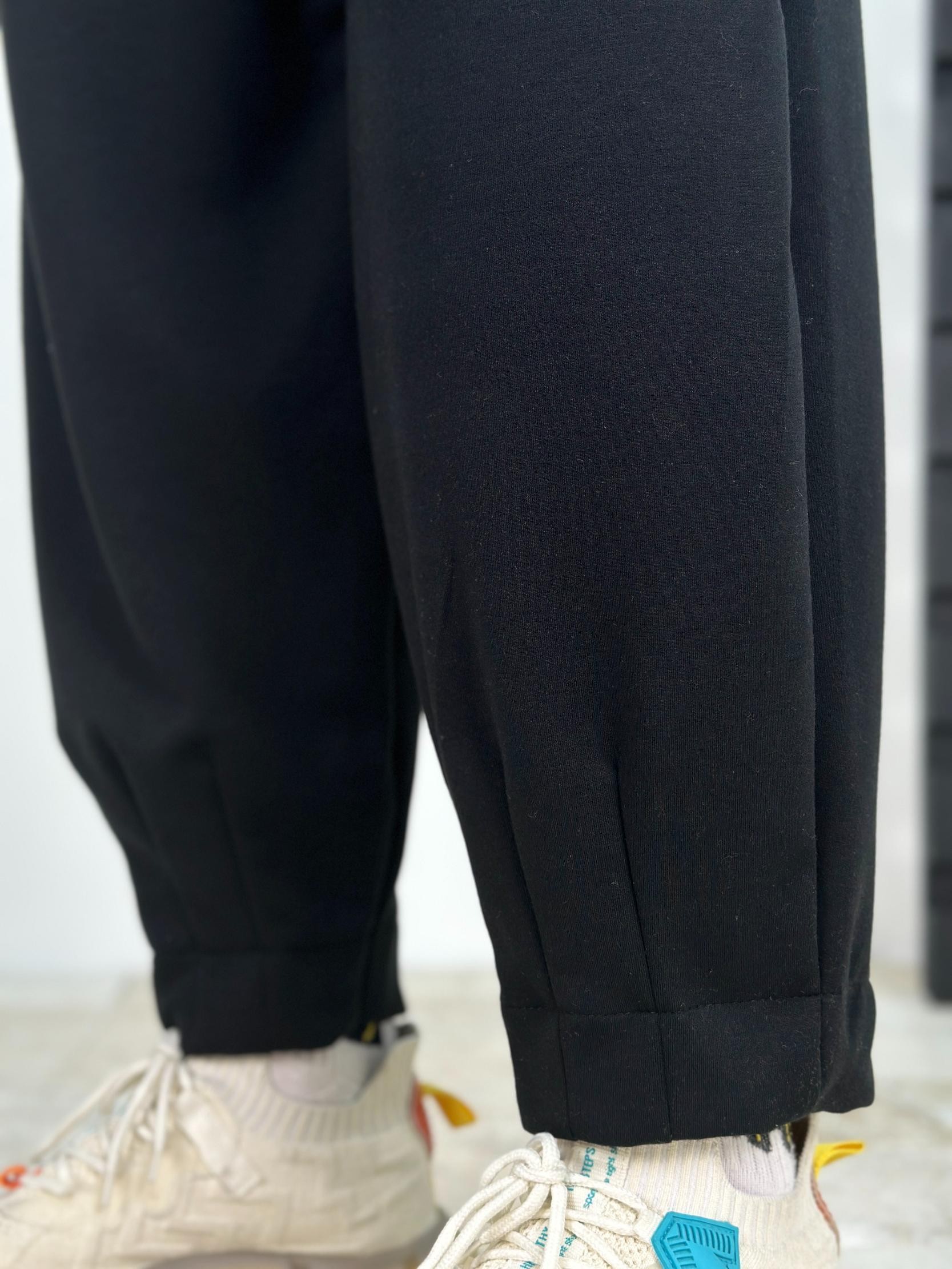 Double Paça Detaylı Siyah Pantolon
