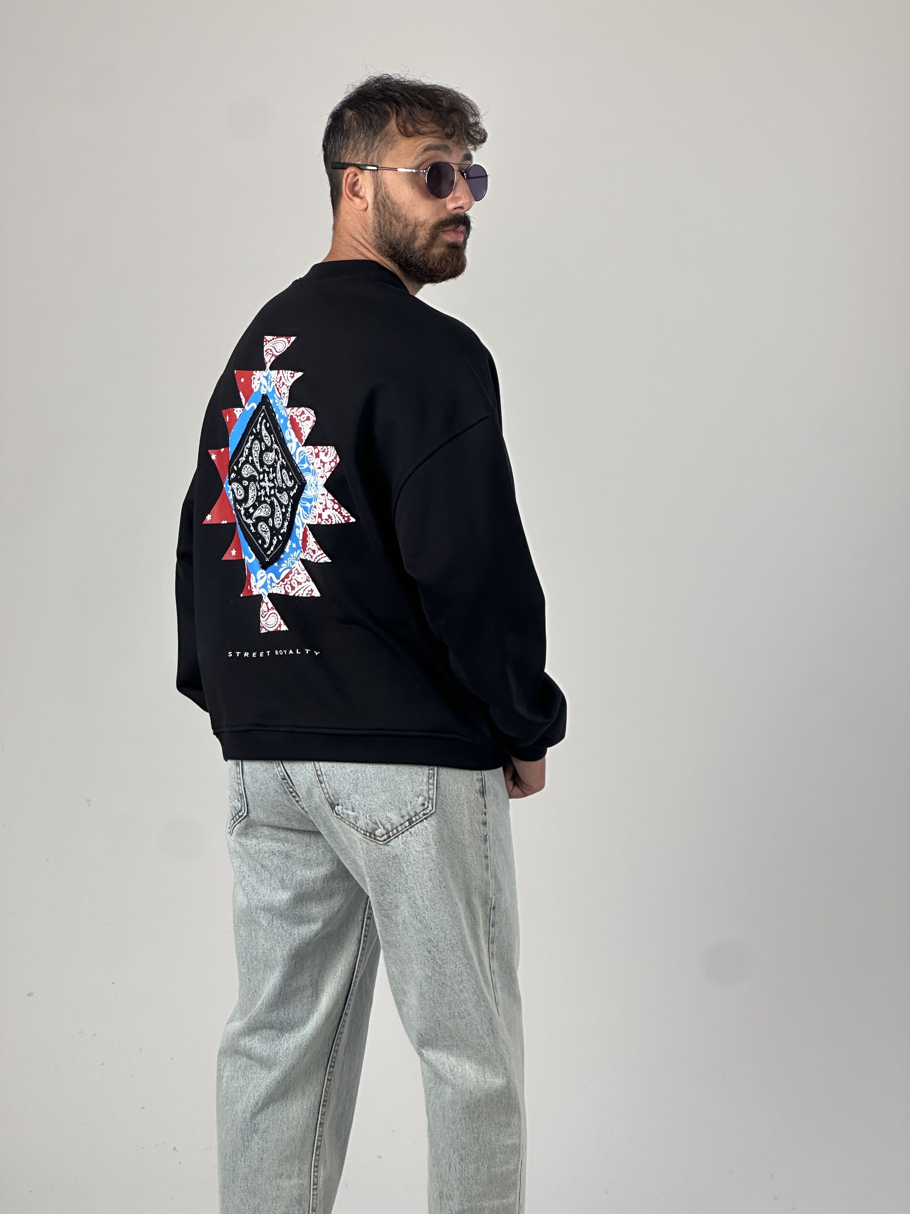 Etnik Desenli Tasarım Erkek Siyah Sweatshirt