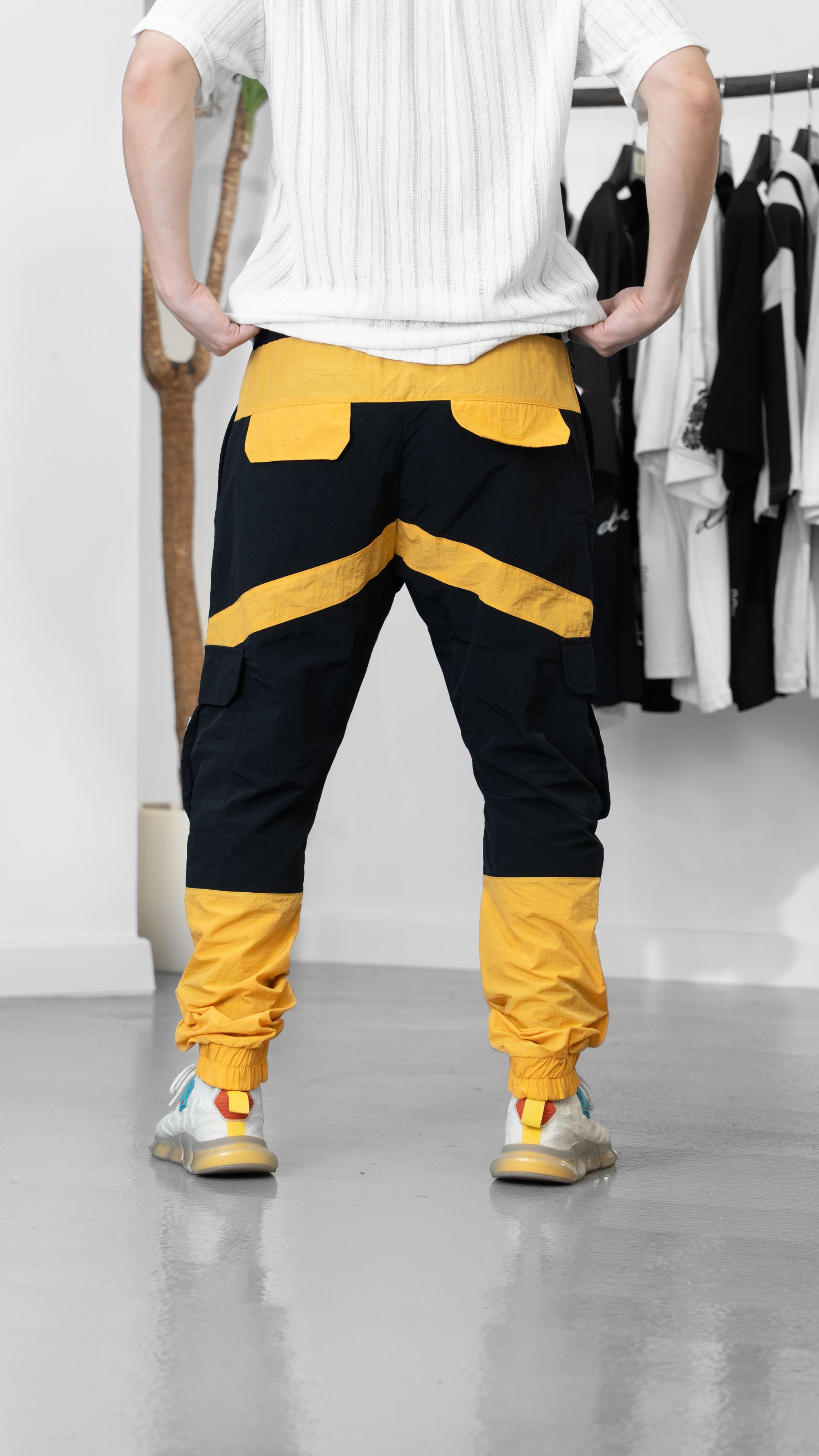 Paraşüt Kumaş Sarı Jogger