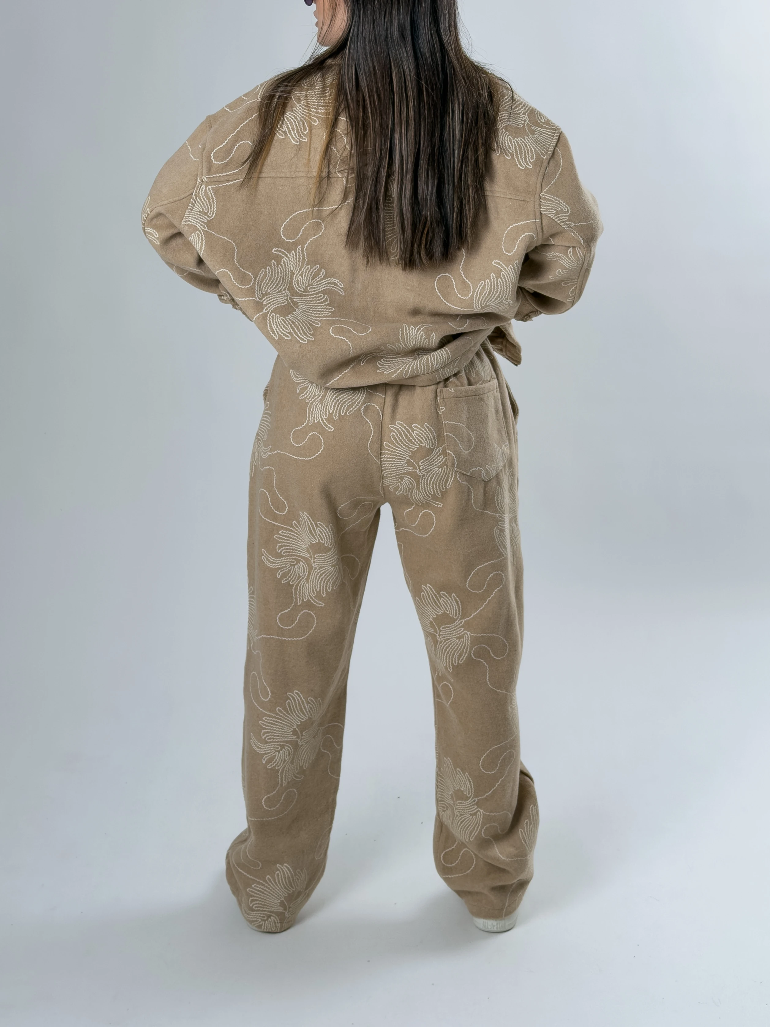 Nakış İşlemeli Kadın Bej Takım COC2641