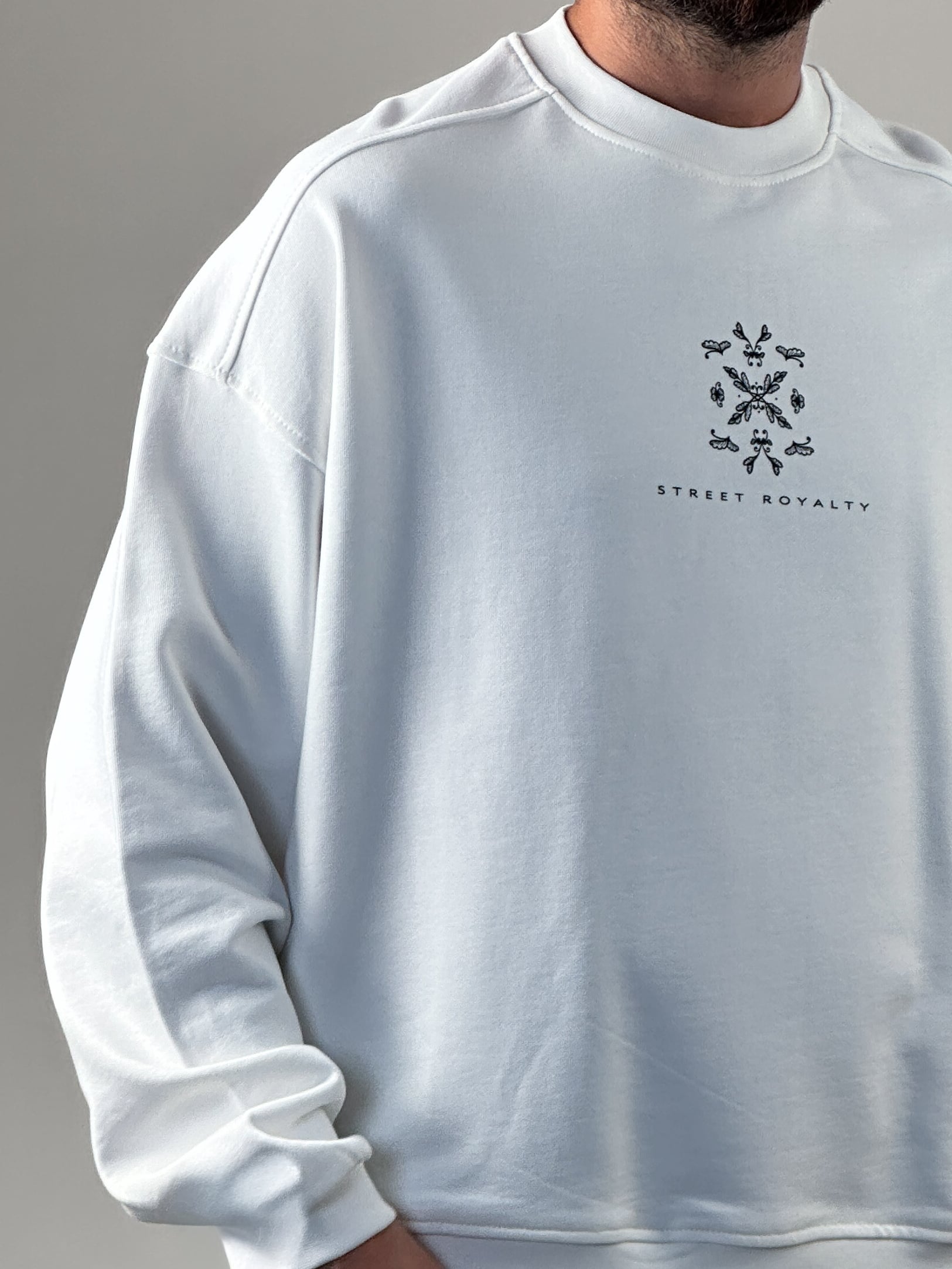 Etnik Desenli Tasarım Erkek Beyaz Sweatshirt