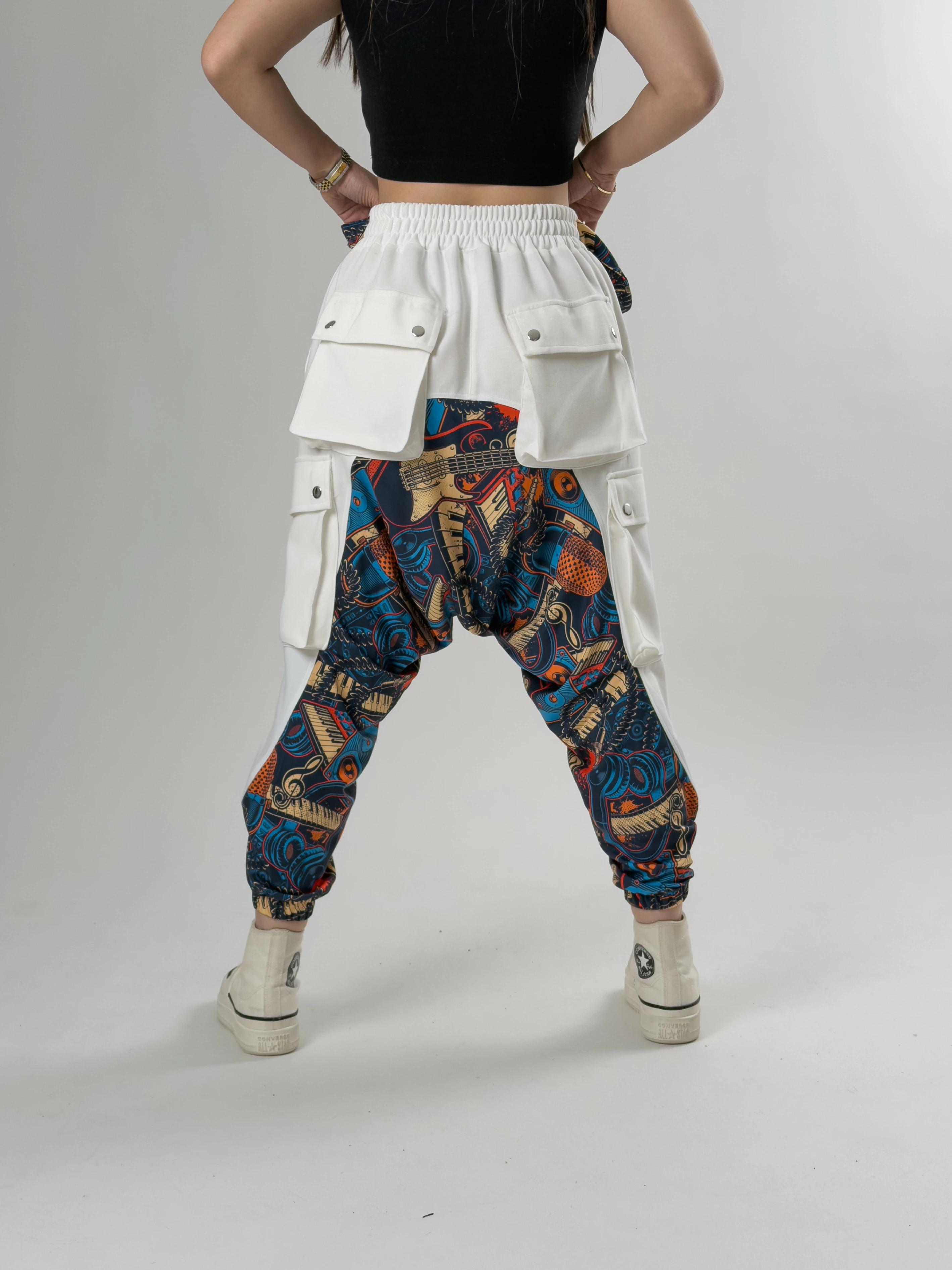 Kadın Garni Tasarım Müzik Desenli Spor Şalvar COC2635