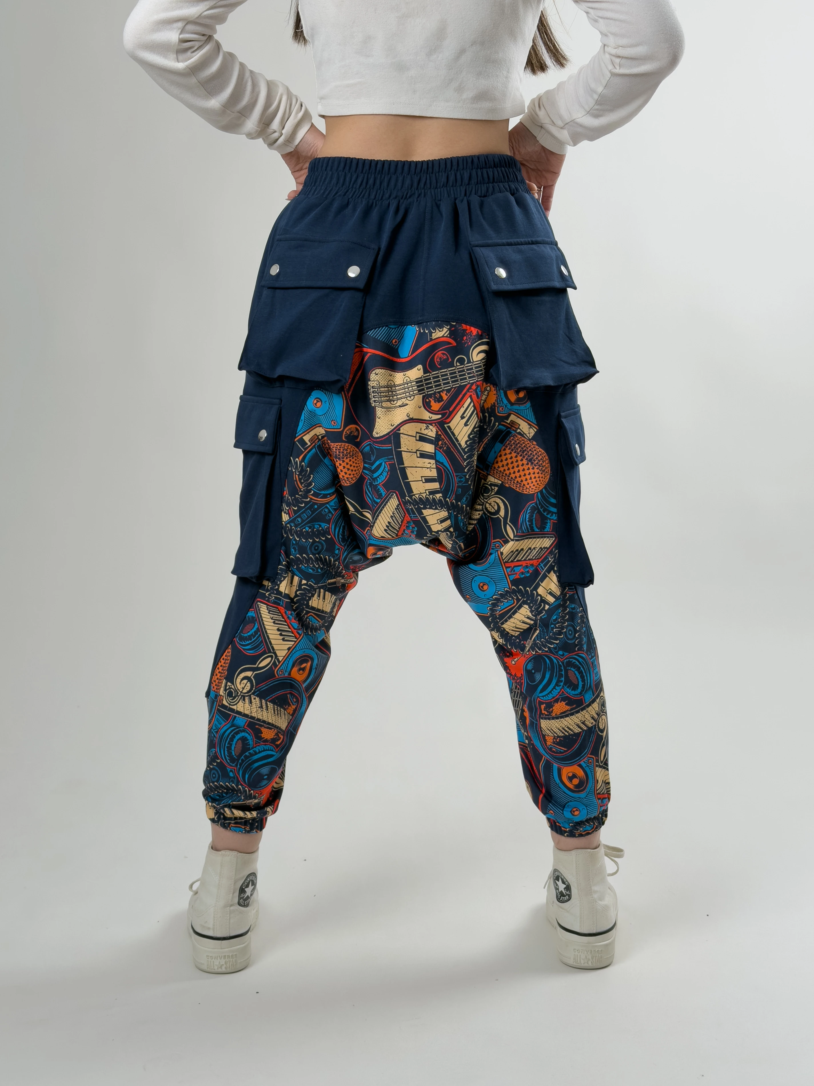 Garni Tasarım Kadın Lacivert Müzik Desenli Spor Şalvar COC2622