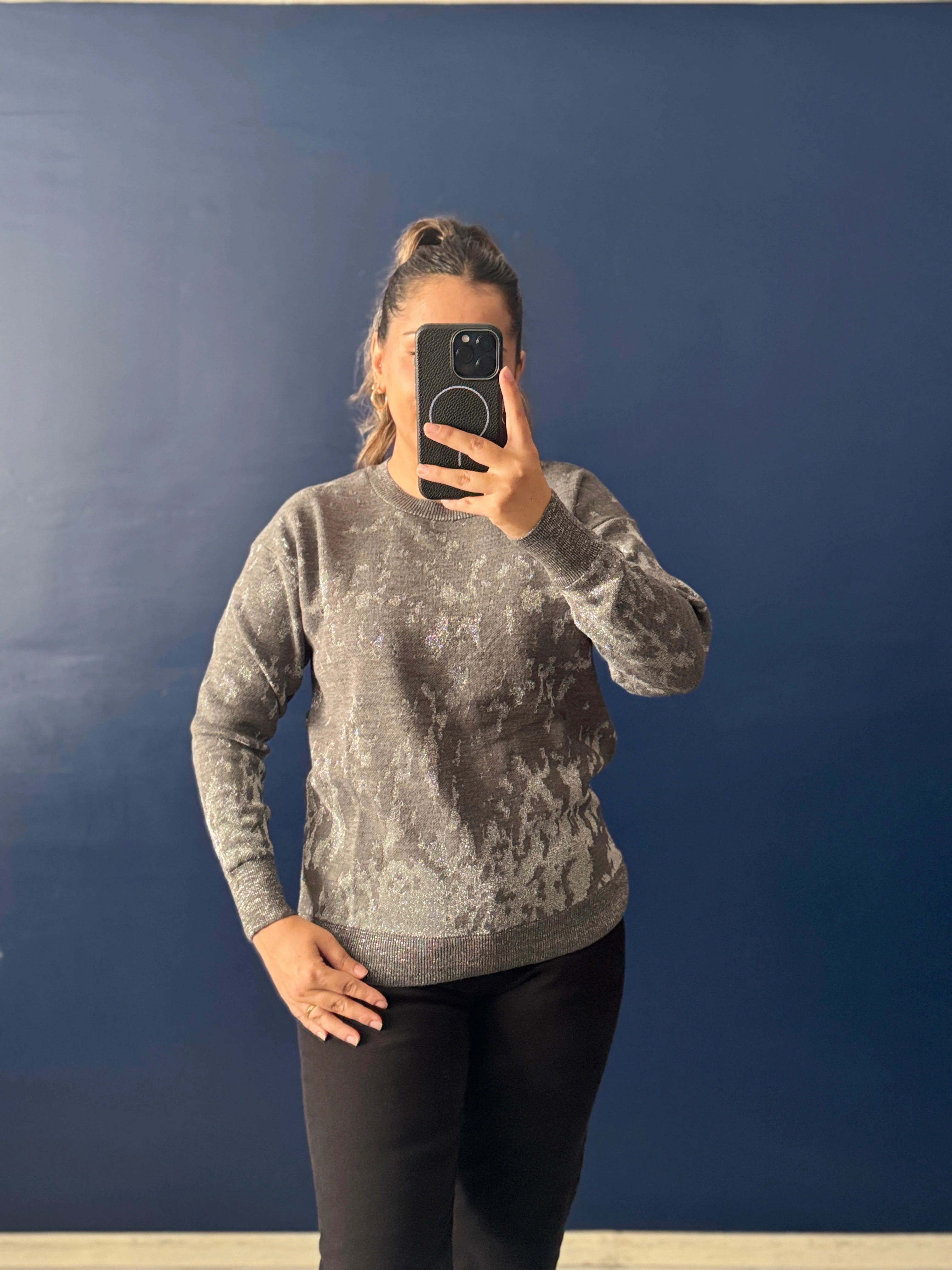 Gri Gümüş İp Detaylı Triko