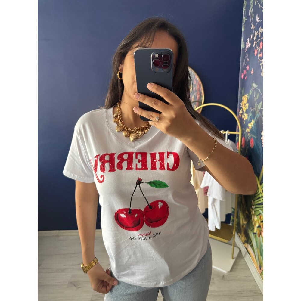 Cherry Tshırt