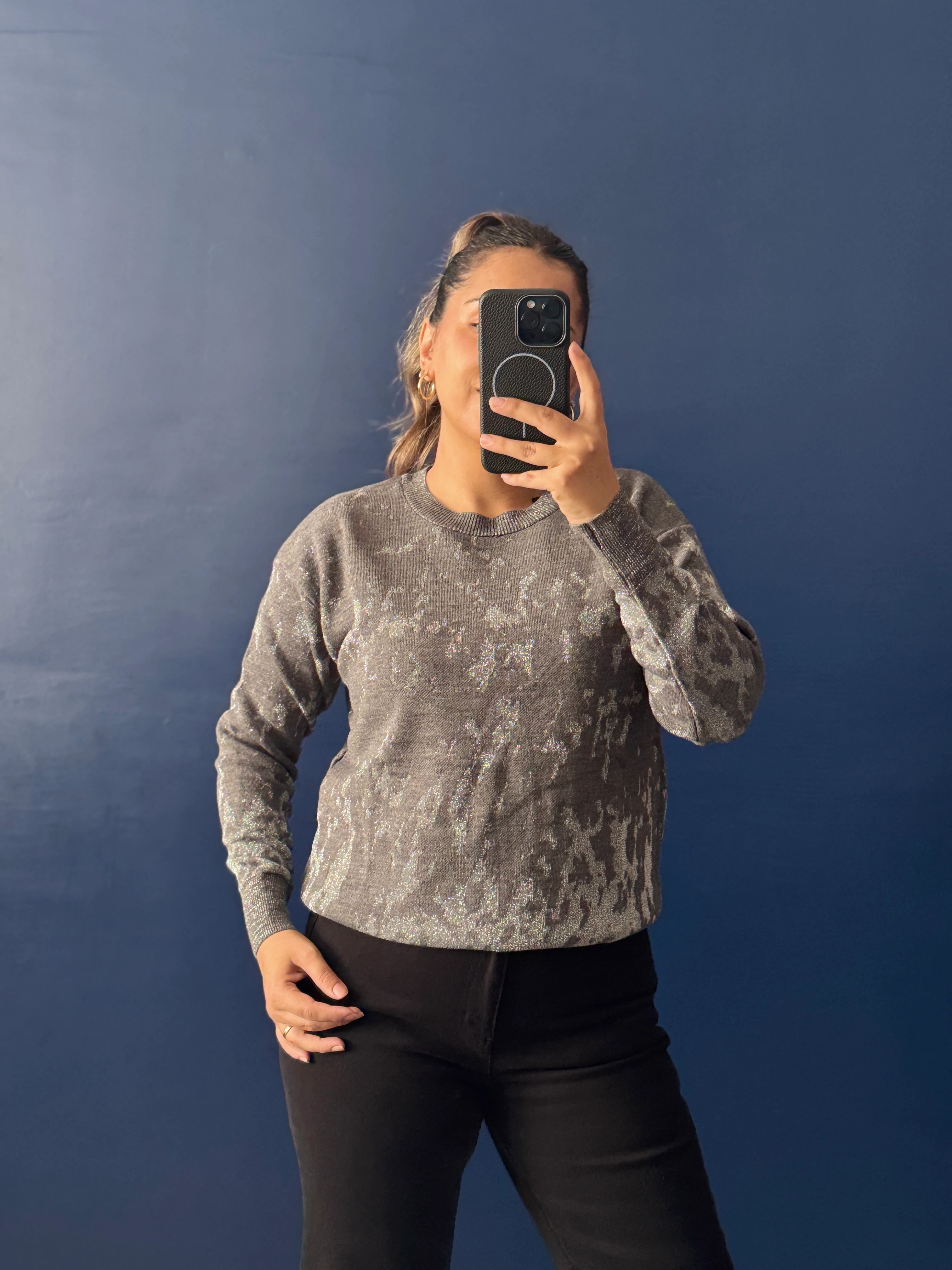 Gri Gümüş İp Detaylı Triko