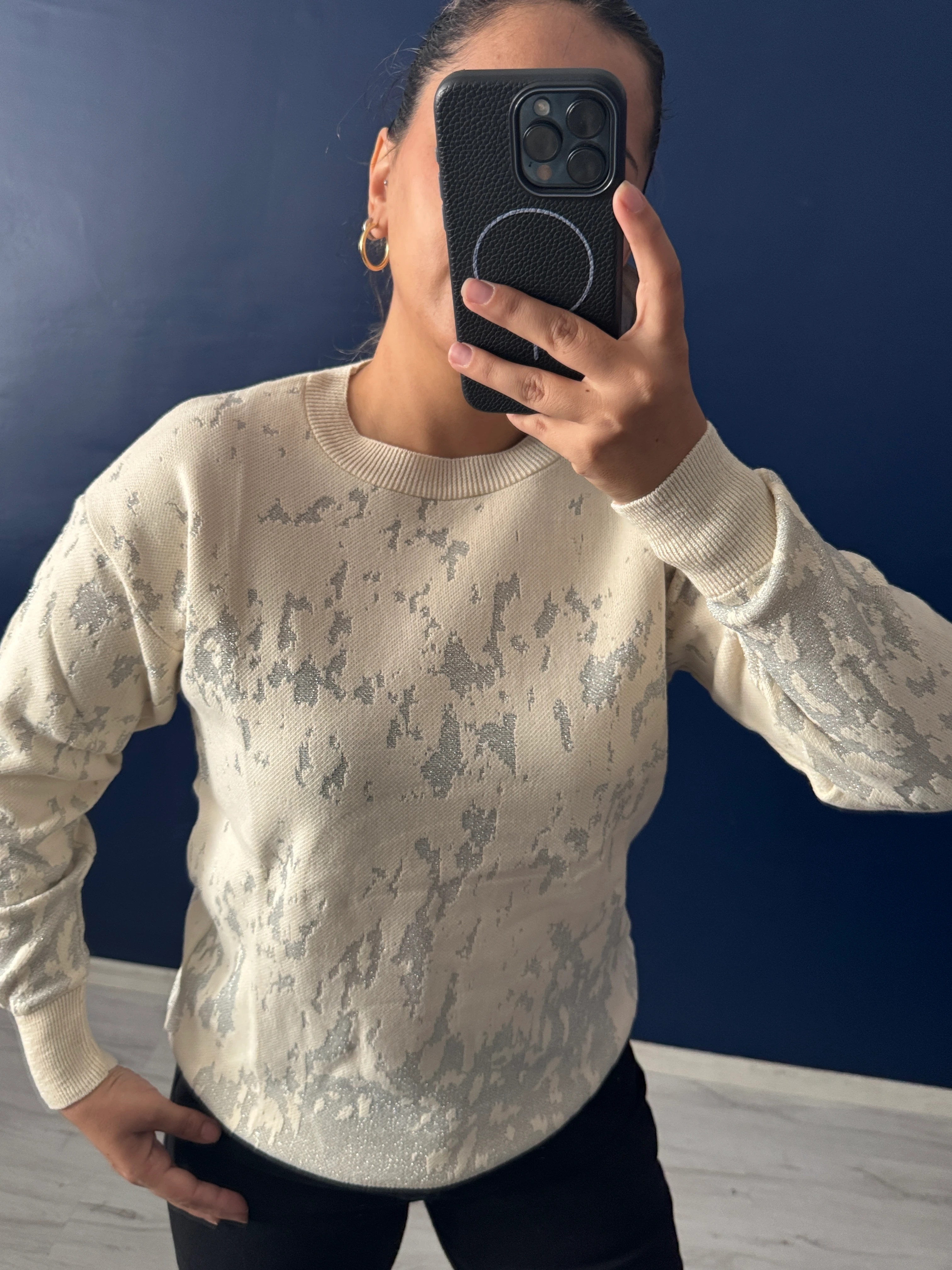 Krem Gümüş Detaylı Triko