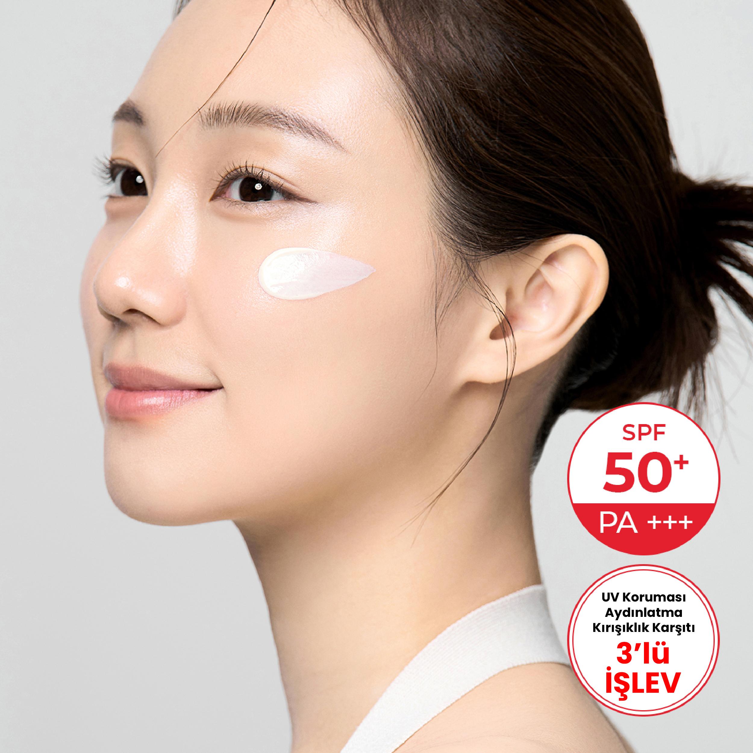 Pempe Tone-Up Etkili Aydınlatıcı Güneş Kremi 50ml