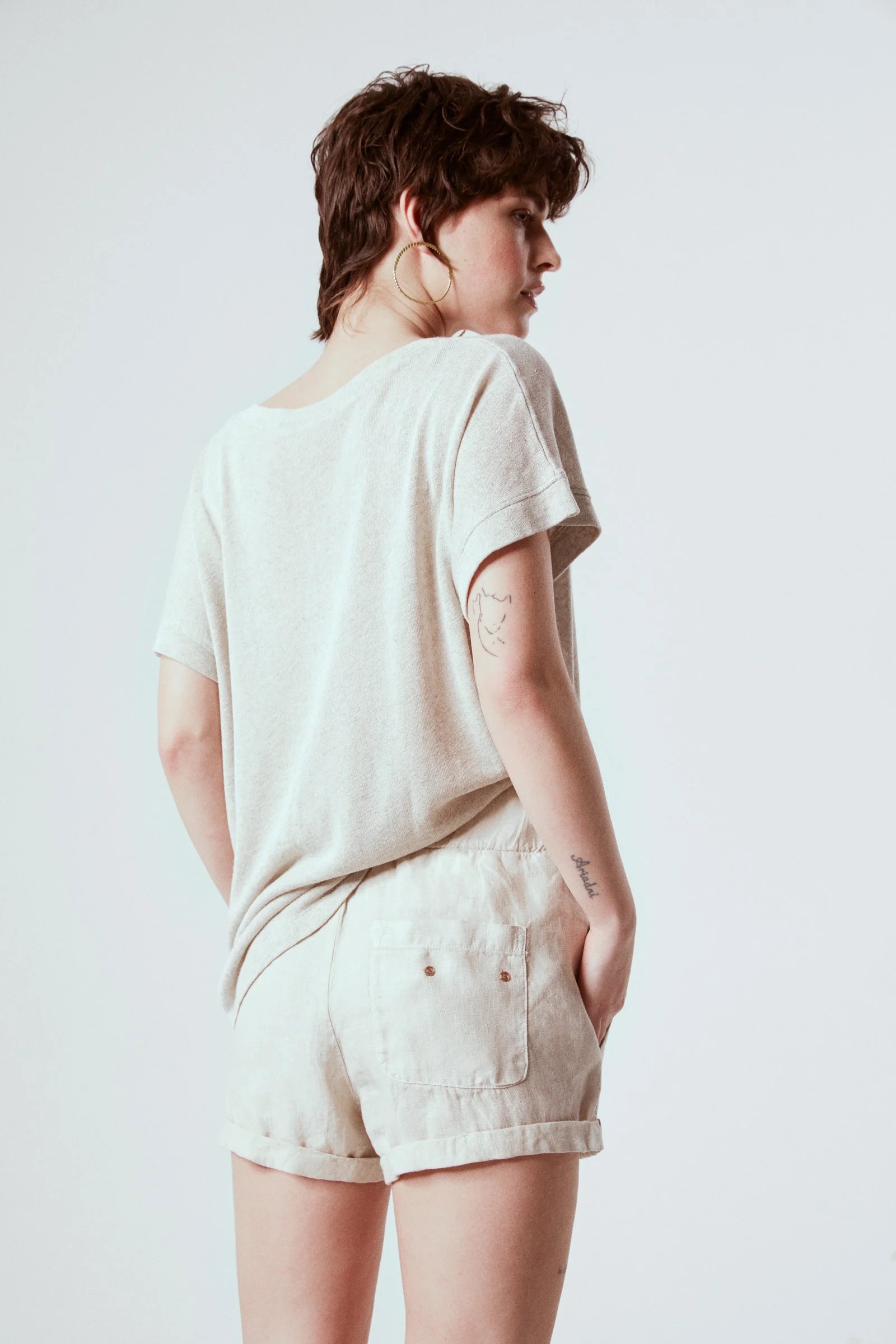 LINEN SHORTS