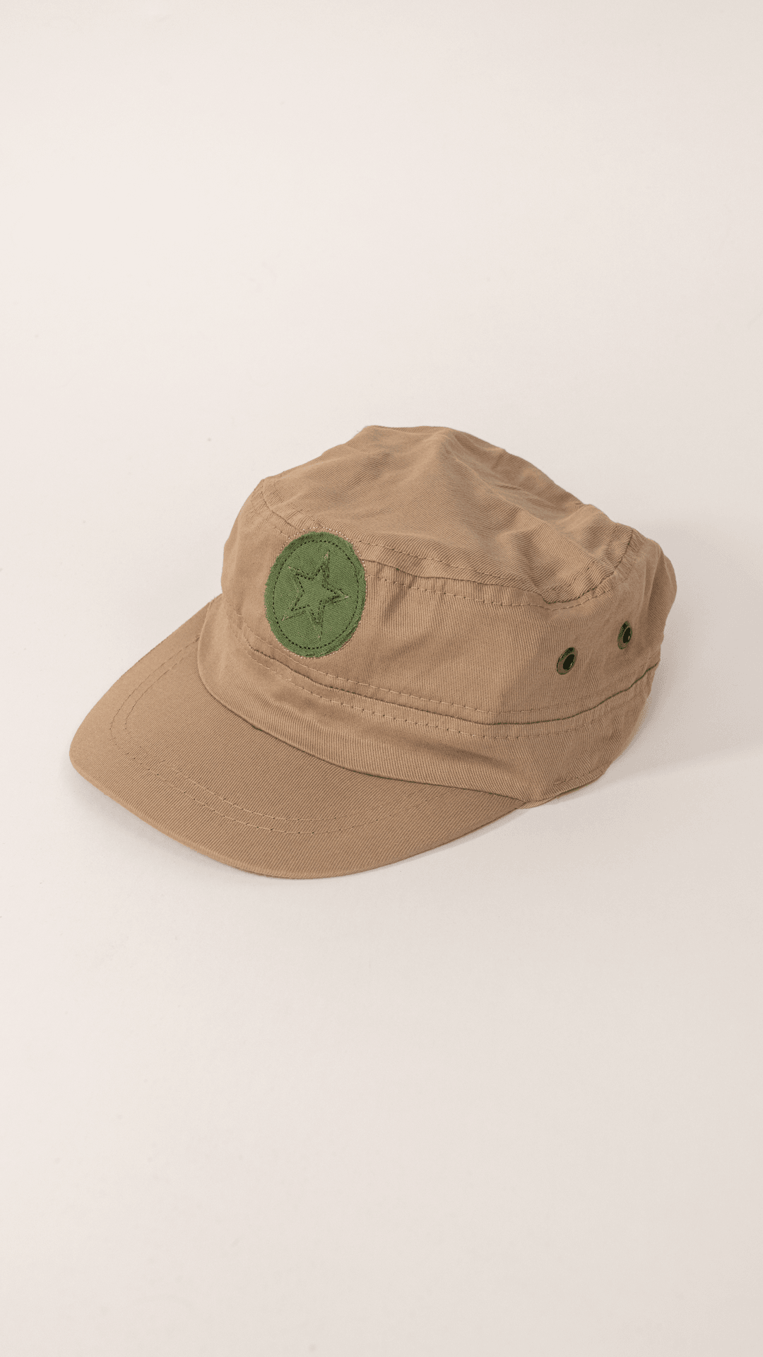 Bej Castro Şapka & Haki Fular Kombin