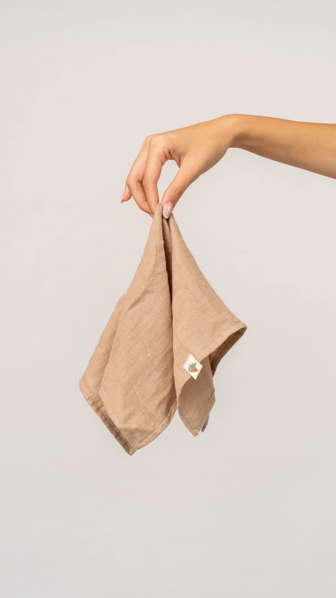 Bej Castro Şapka & Krem Fular Kombin