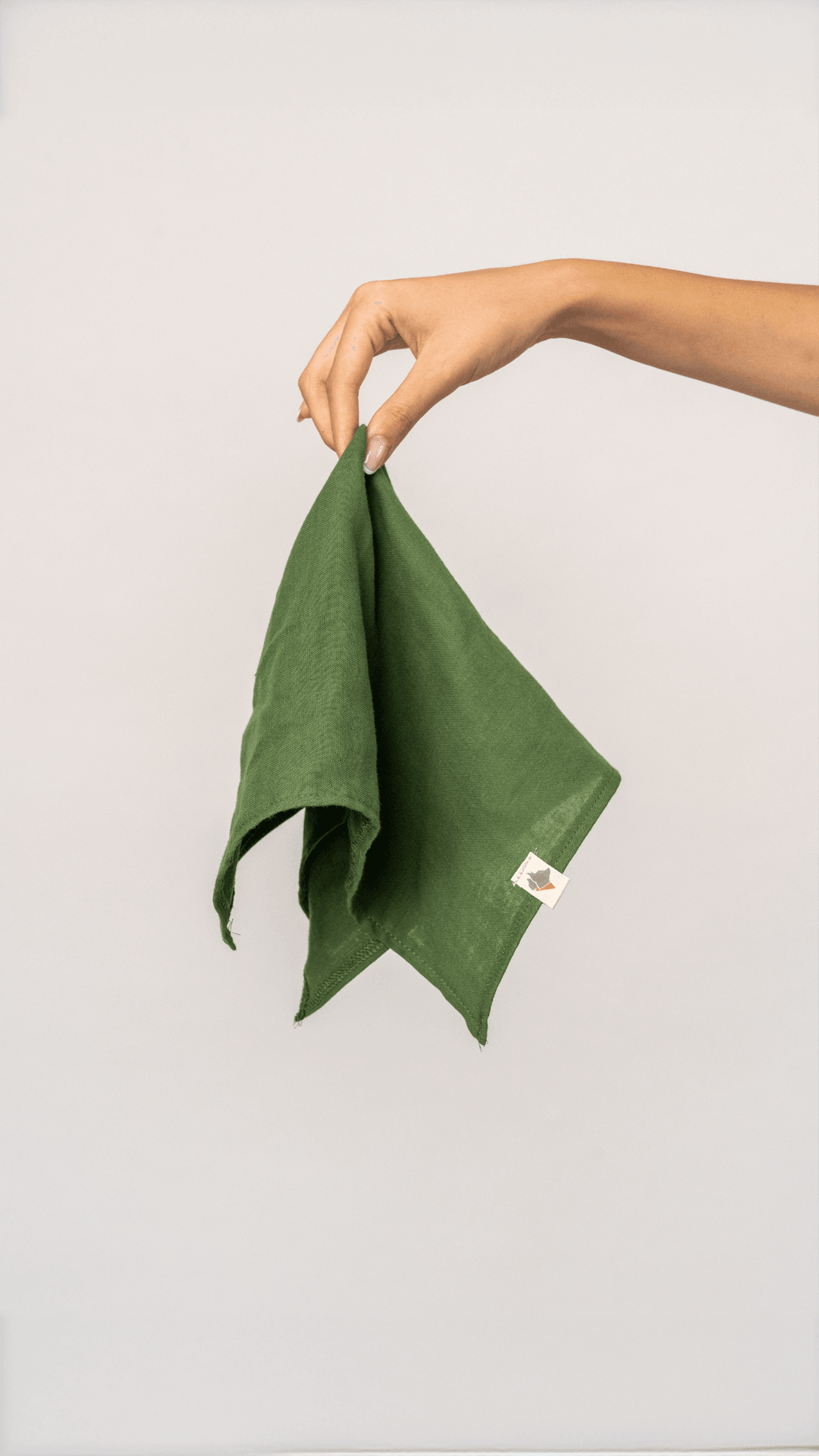 Bej Castro Şapka & Haki Fular Kombin