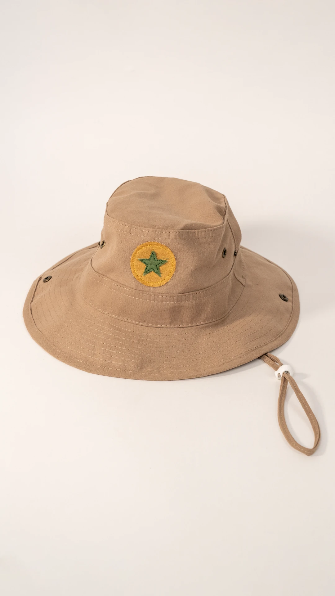 Sarı Zemin Yeşil Yıldız thumbnail image