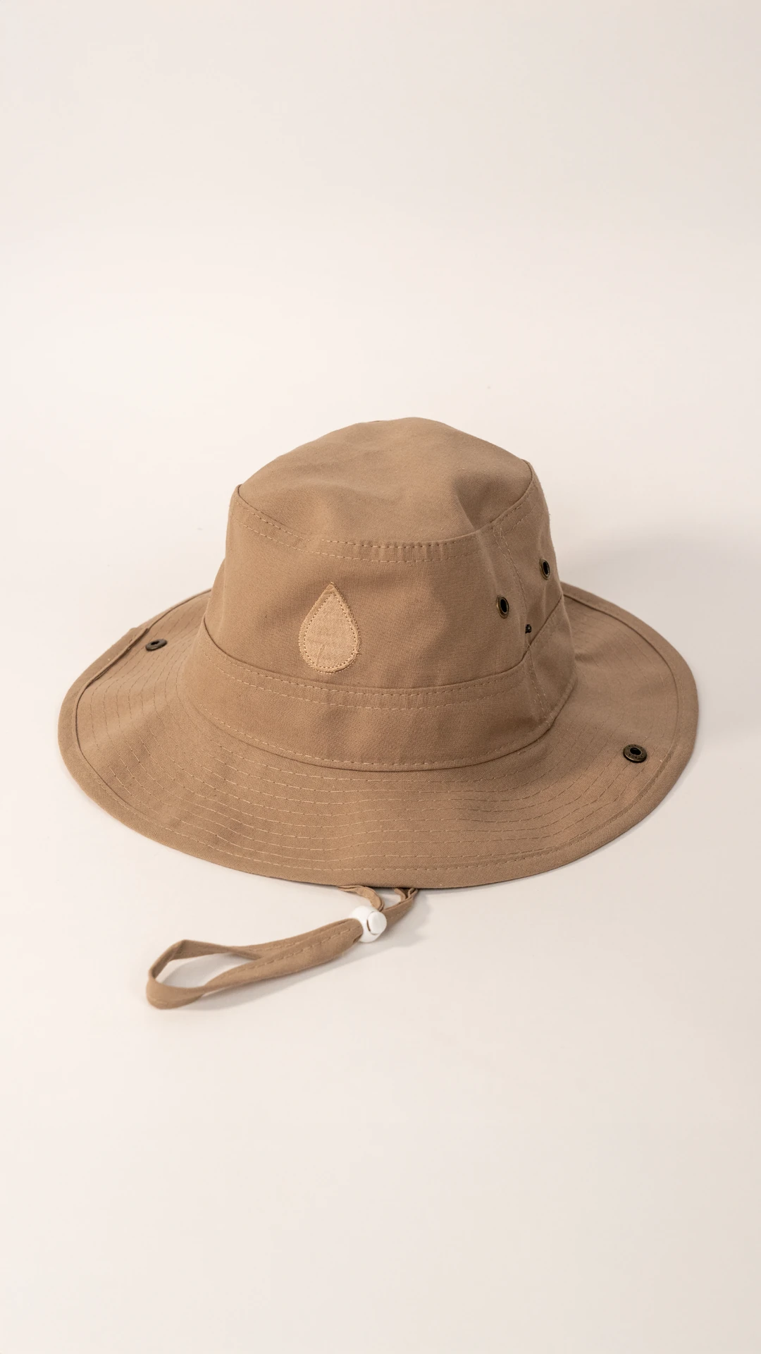 Krem Su Damlası thumbnail image