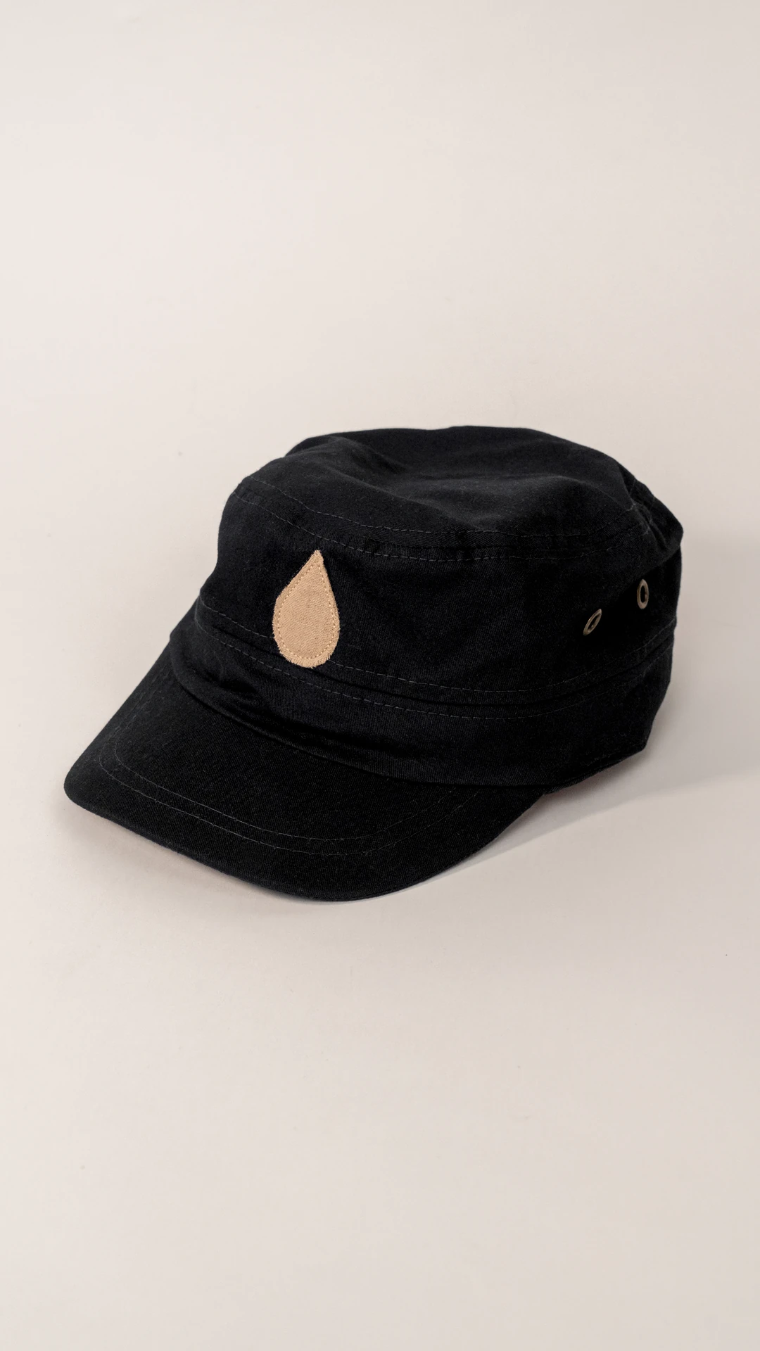 Krem Su Damlası thumbnail image