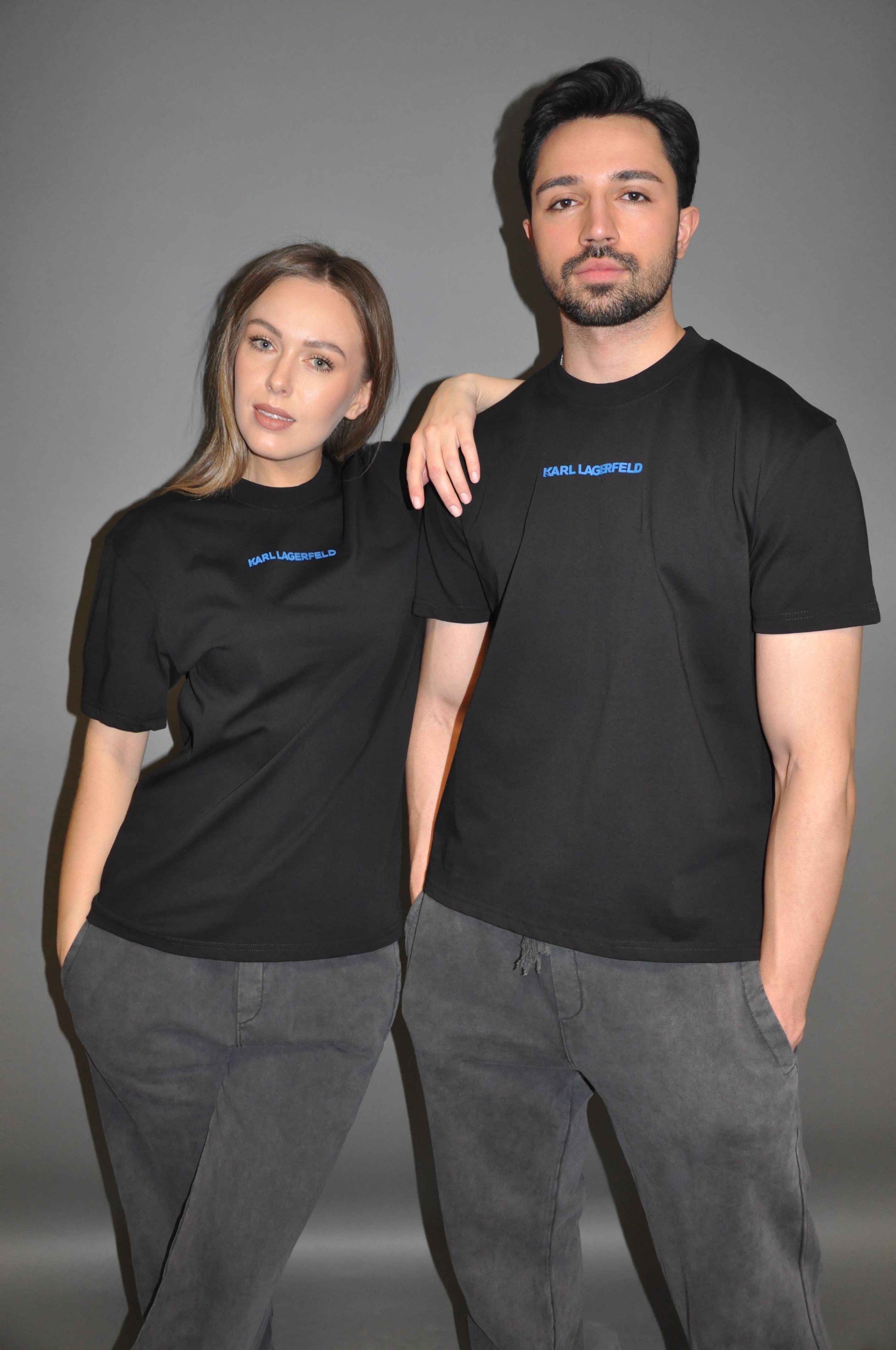 Karl' Baskı Logolu Unisex T-Shirt - Siyah
