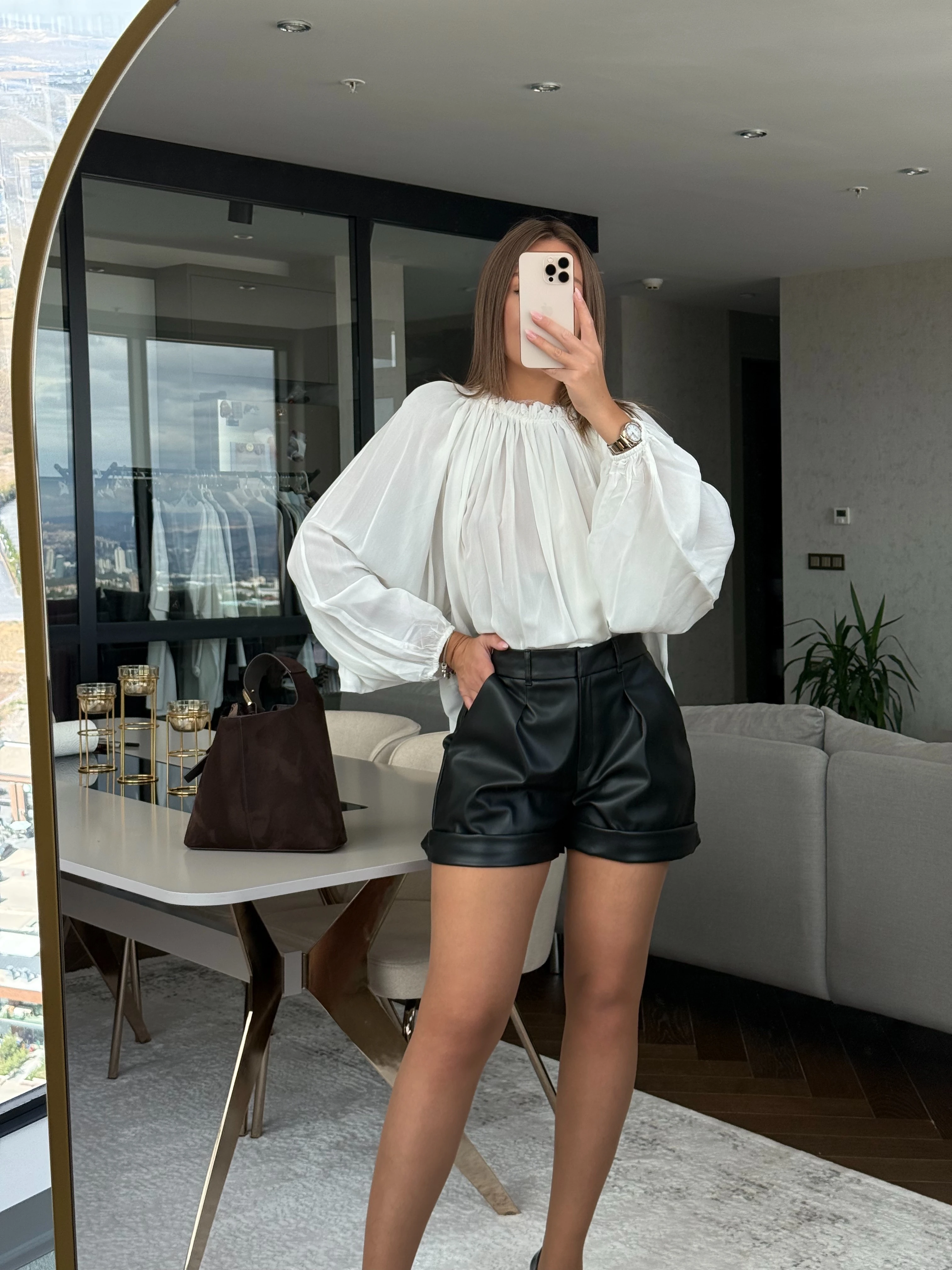 Yakası Büzgülü Bluz