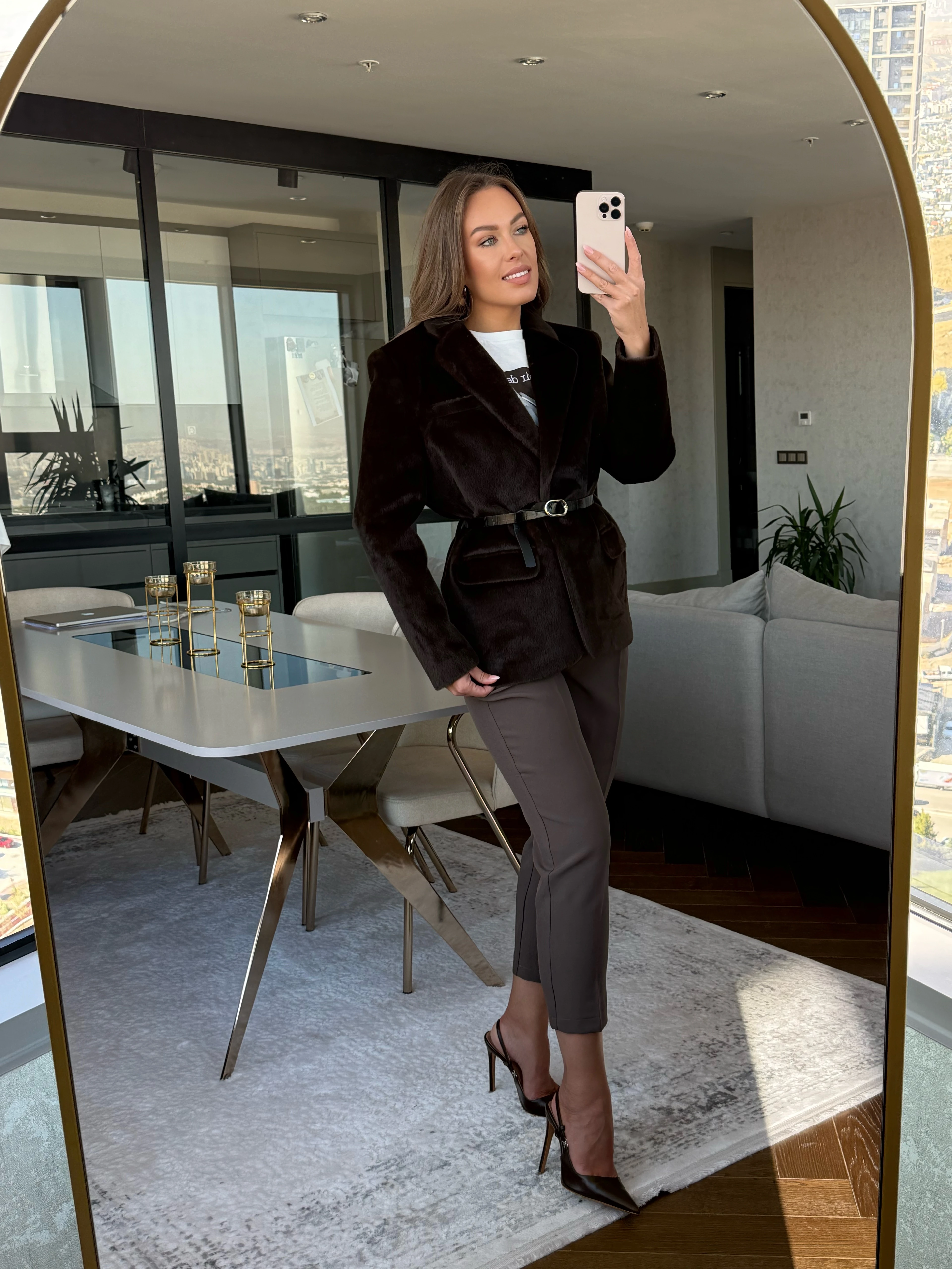 Peluşlu Kemerli Ceket 