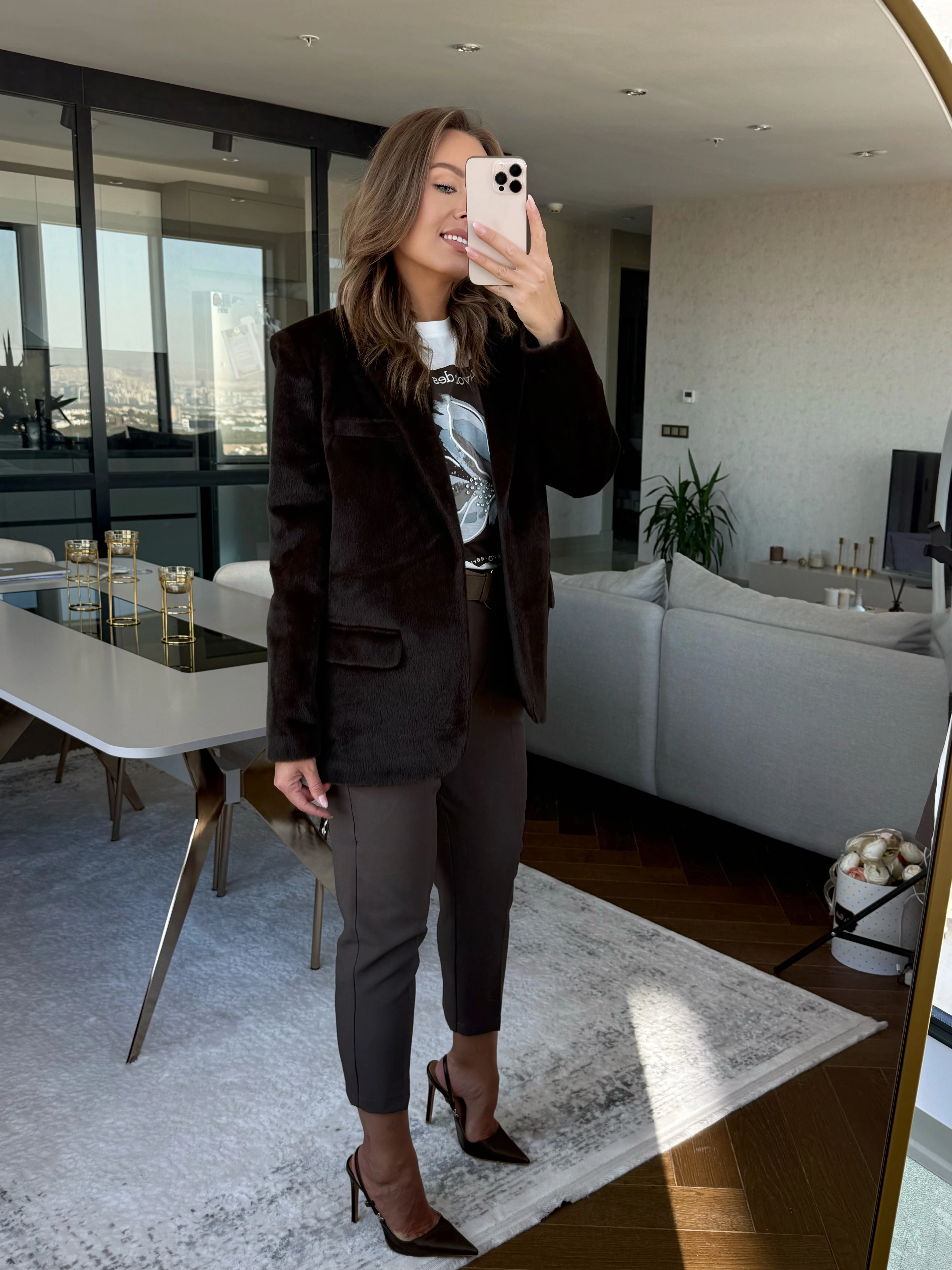 Peluşlu Kemerli Ceket 