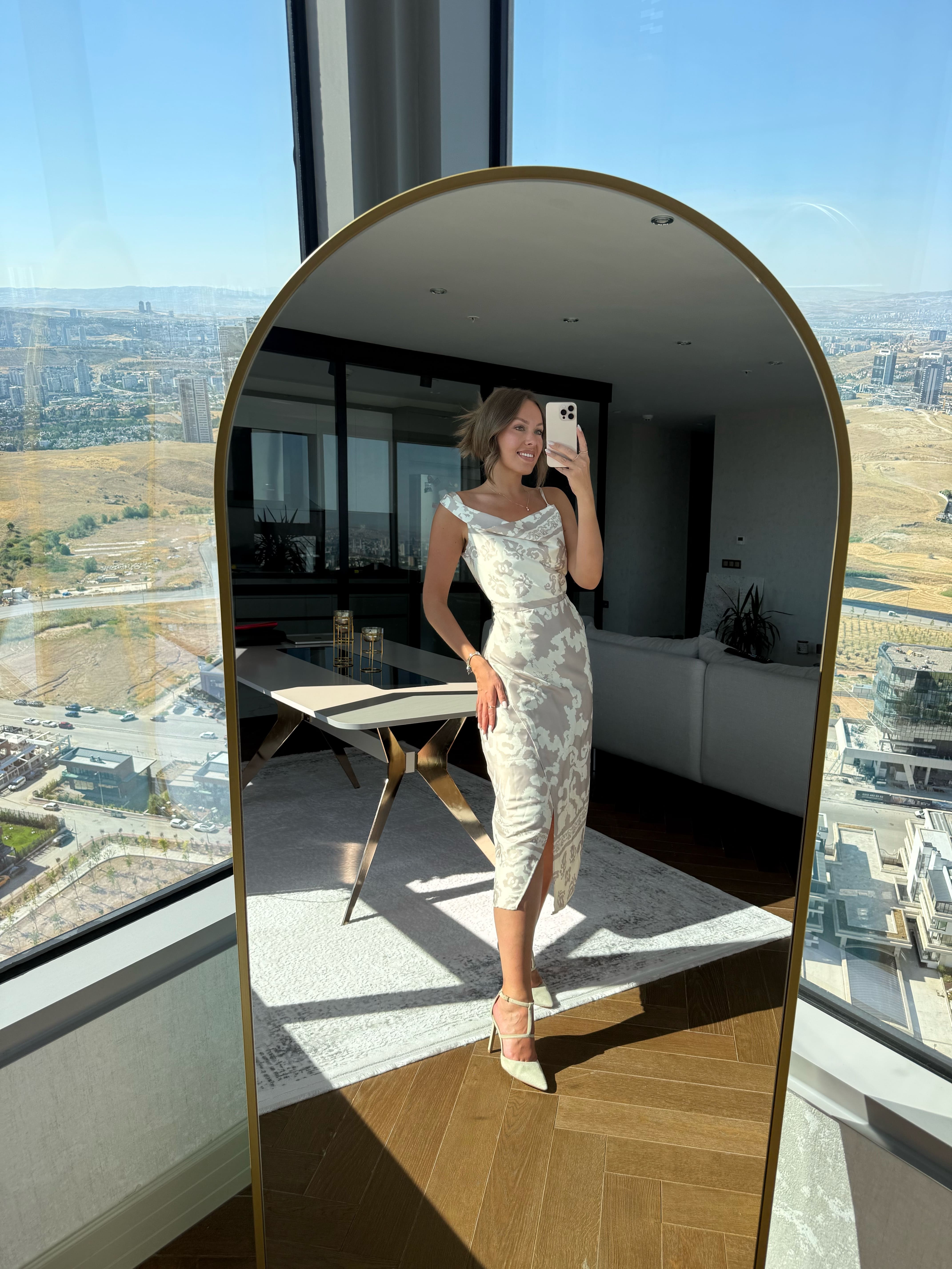 Degaje Askılı Elbise