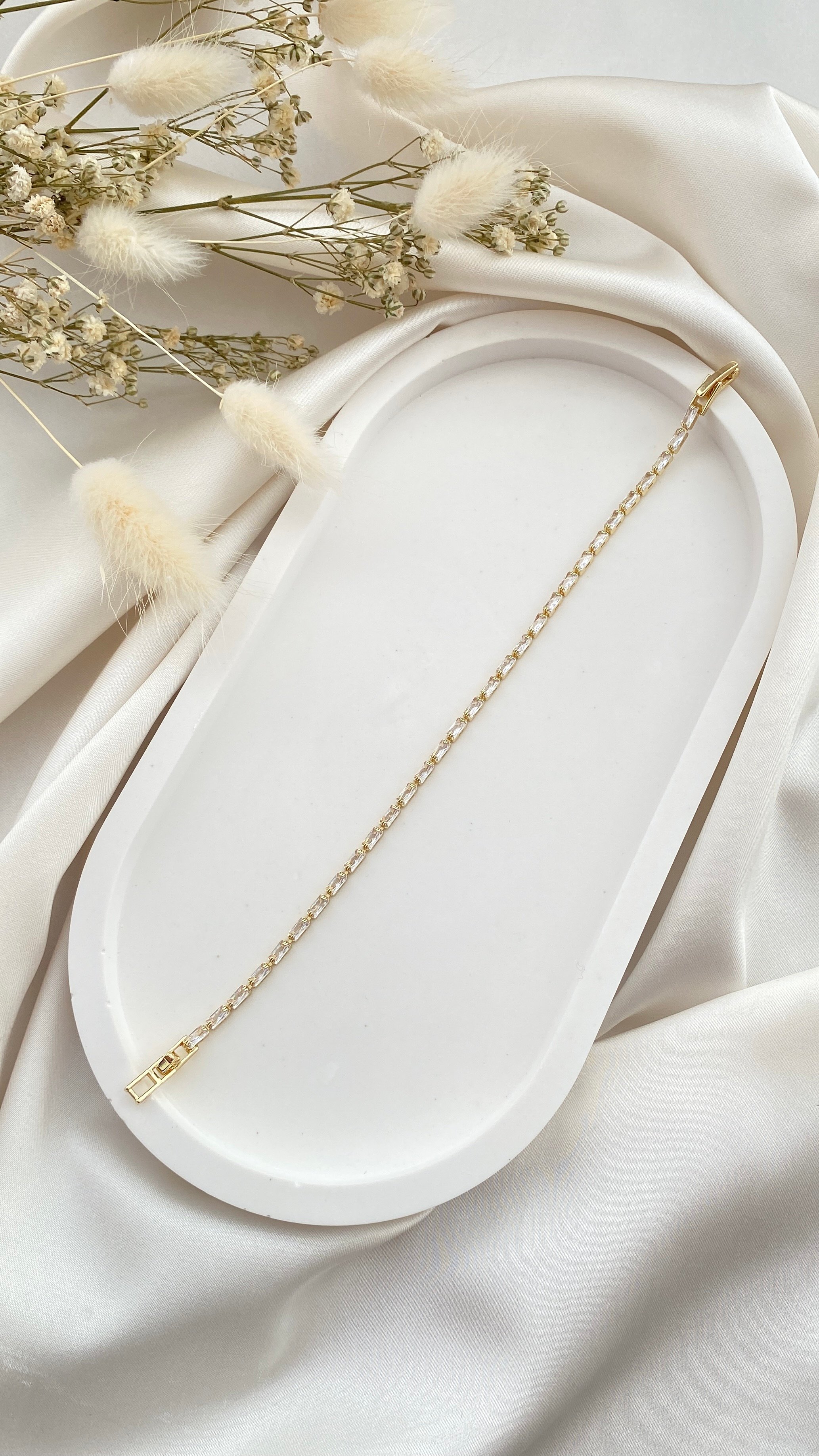 Oval Taşlı Bileklik