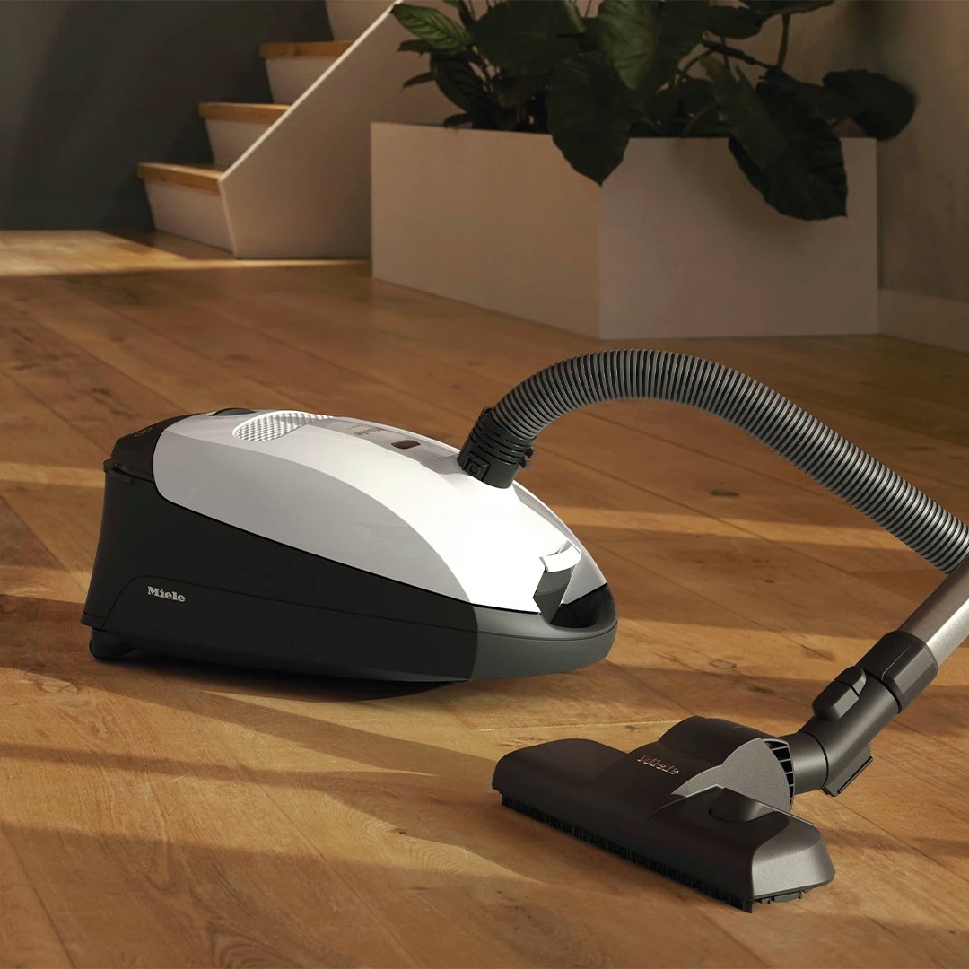 Miele Classic C1 Flex Elektrikli Süpürge Lotus Beyaz, 800 W (SBAF5)