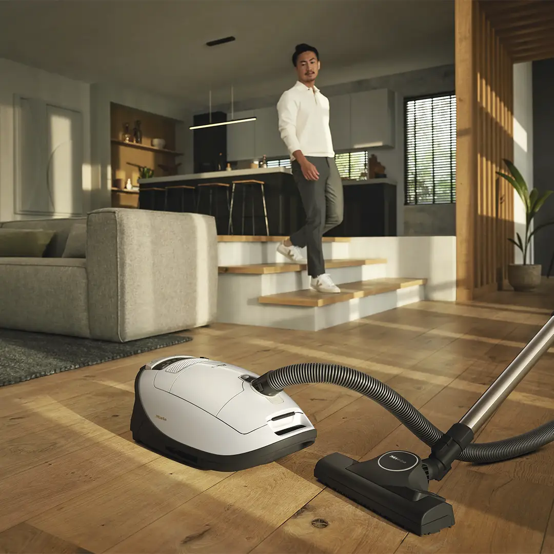 Miele Complete C3 Allergy Elektrikli Süpürge Lotus Beyaz (SGFF5)