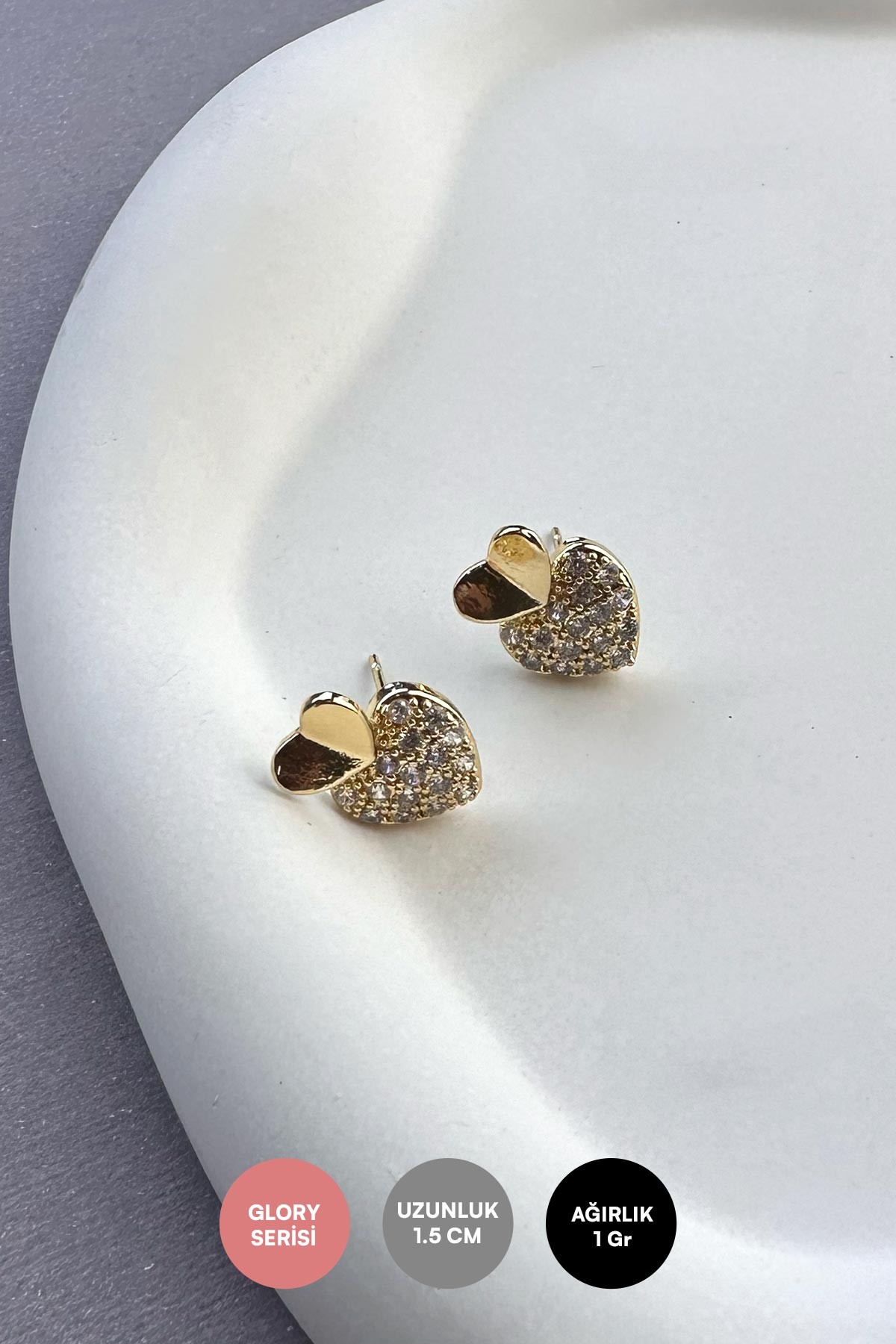 Gold Zirkon Detay Kalp Meyvesi Glory Küpe AKE9155