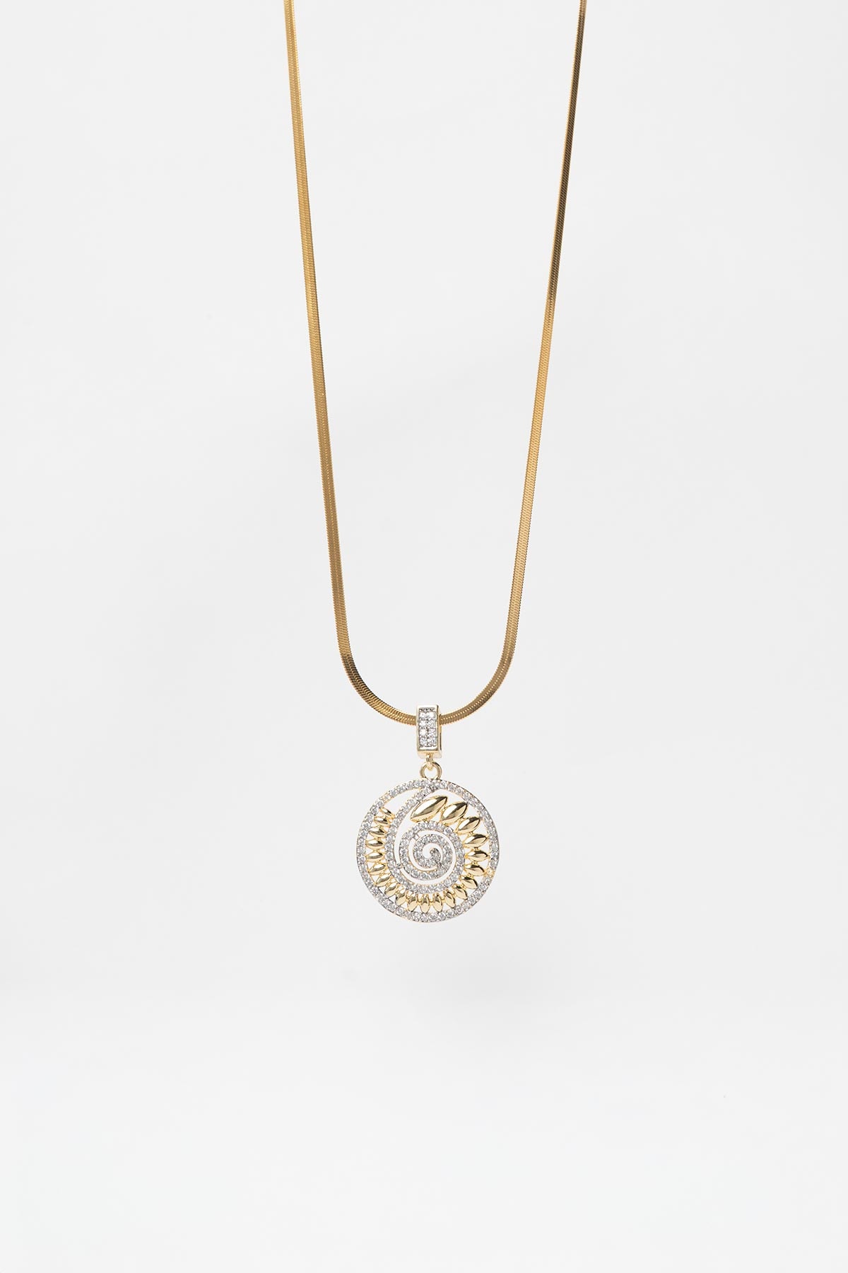 Gold Slim İtalyan Zincir Zirkon Detaylı Spiral Çember Sallantılı 60cm Çelik Kolye AKL4116