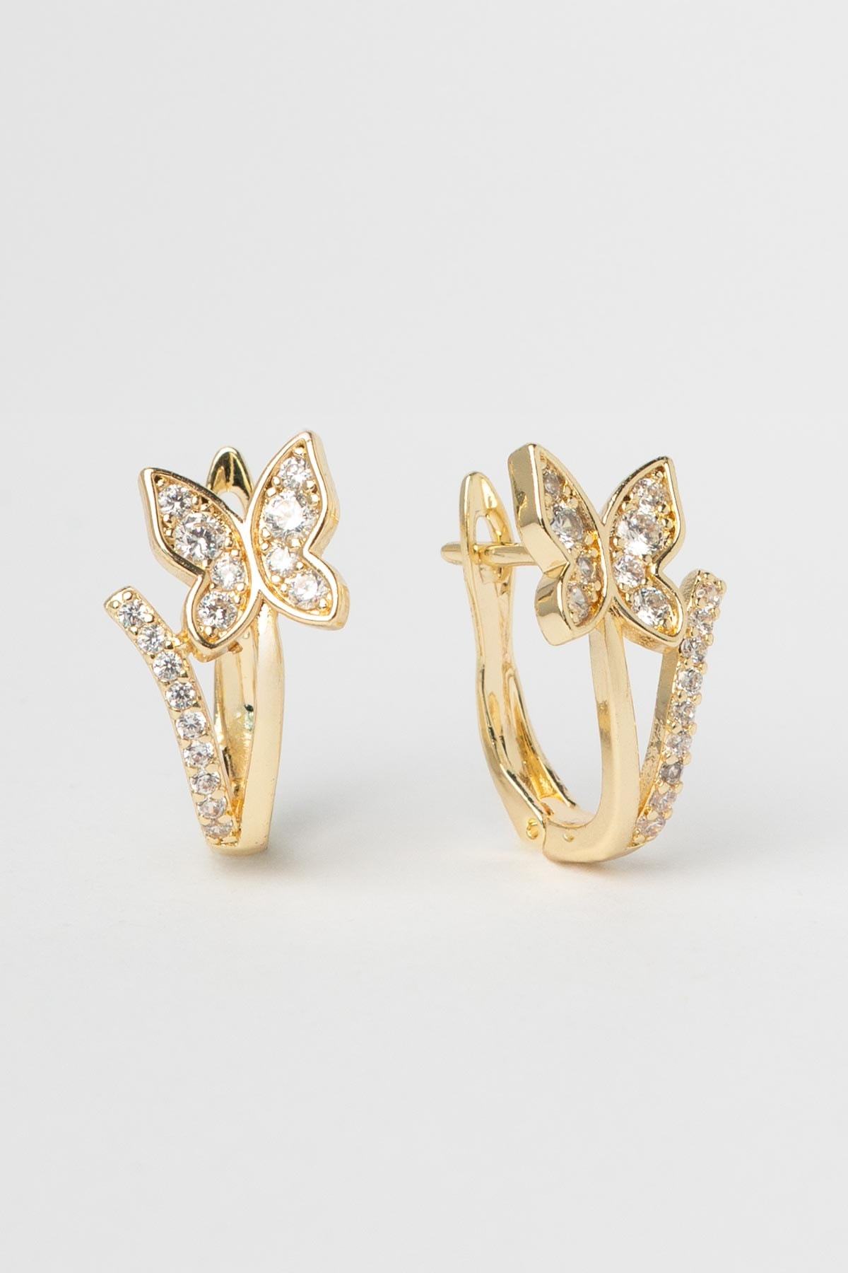 Gold 14K Zirkon Taşlı Dal Üstünde Minimal Taşlı Kelebek Luxury Küpe AKE9343