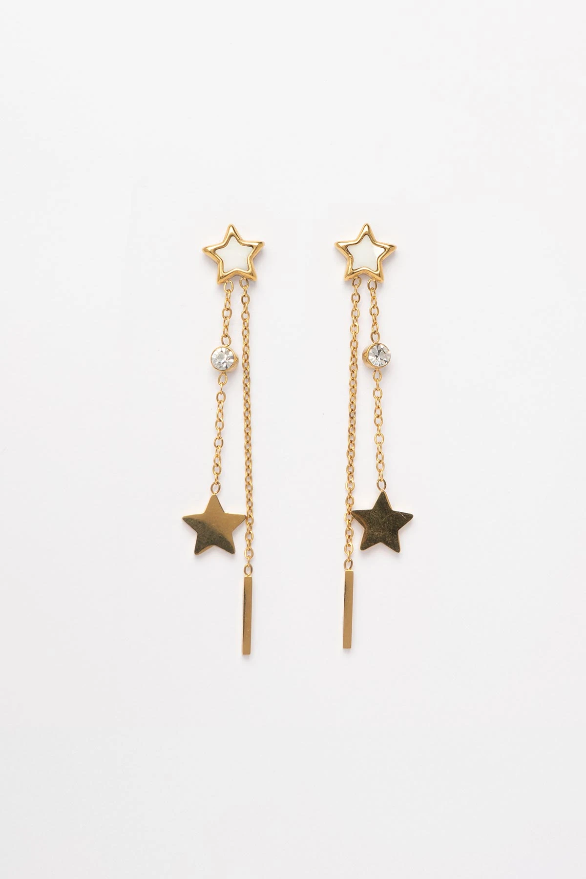 Gold Sedef Detay Yıldız Minimal Zincir Ucunda Sallantılı Yıldız Figürlü Çelik Küpe AKE9554