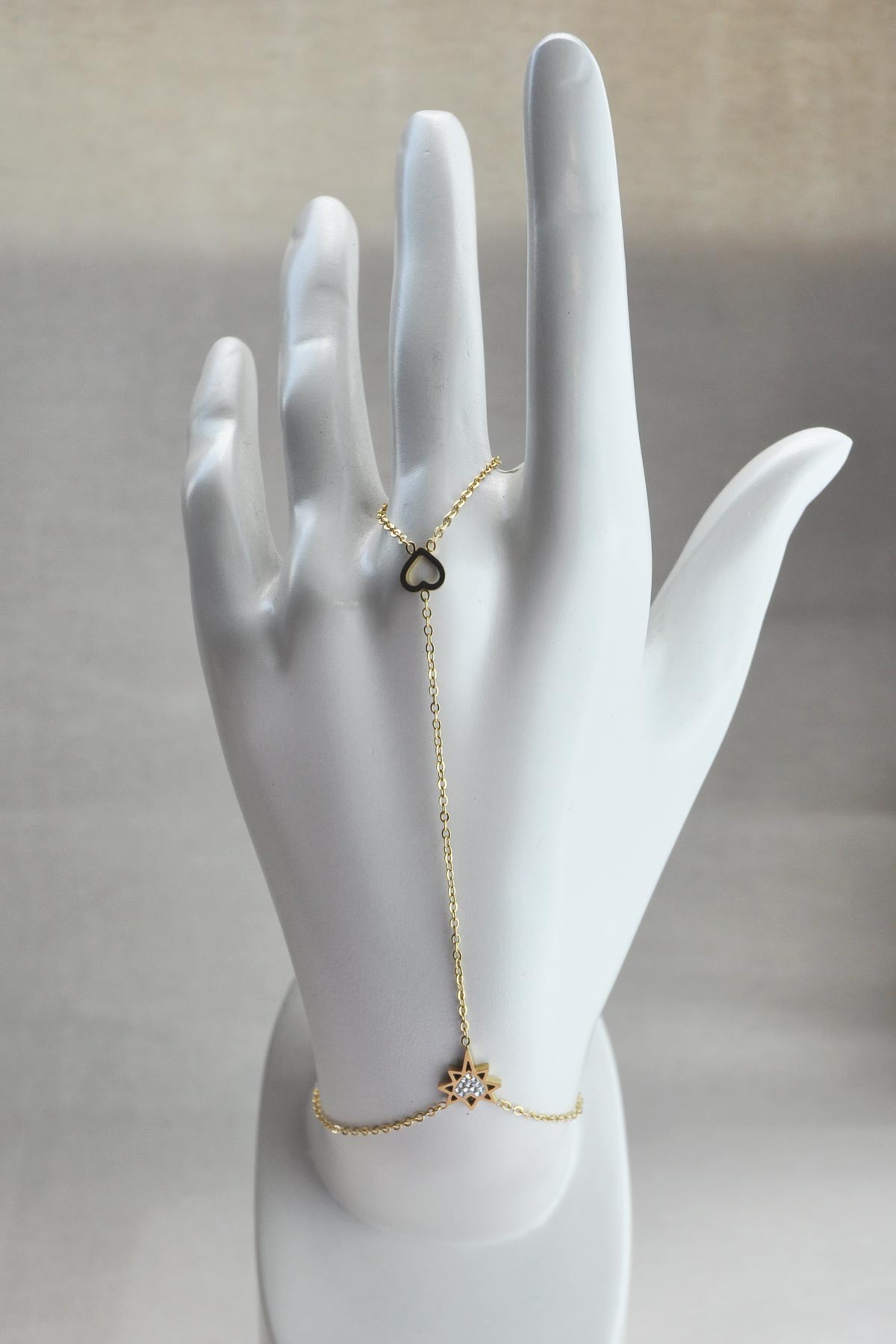 Gold Yıldız Çerçeveli Zirkon Minimal Kalp Tasarım Çelik Şahmeran ASH1124