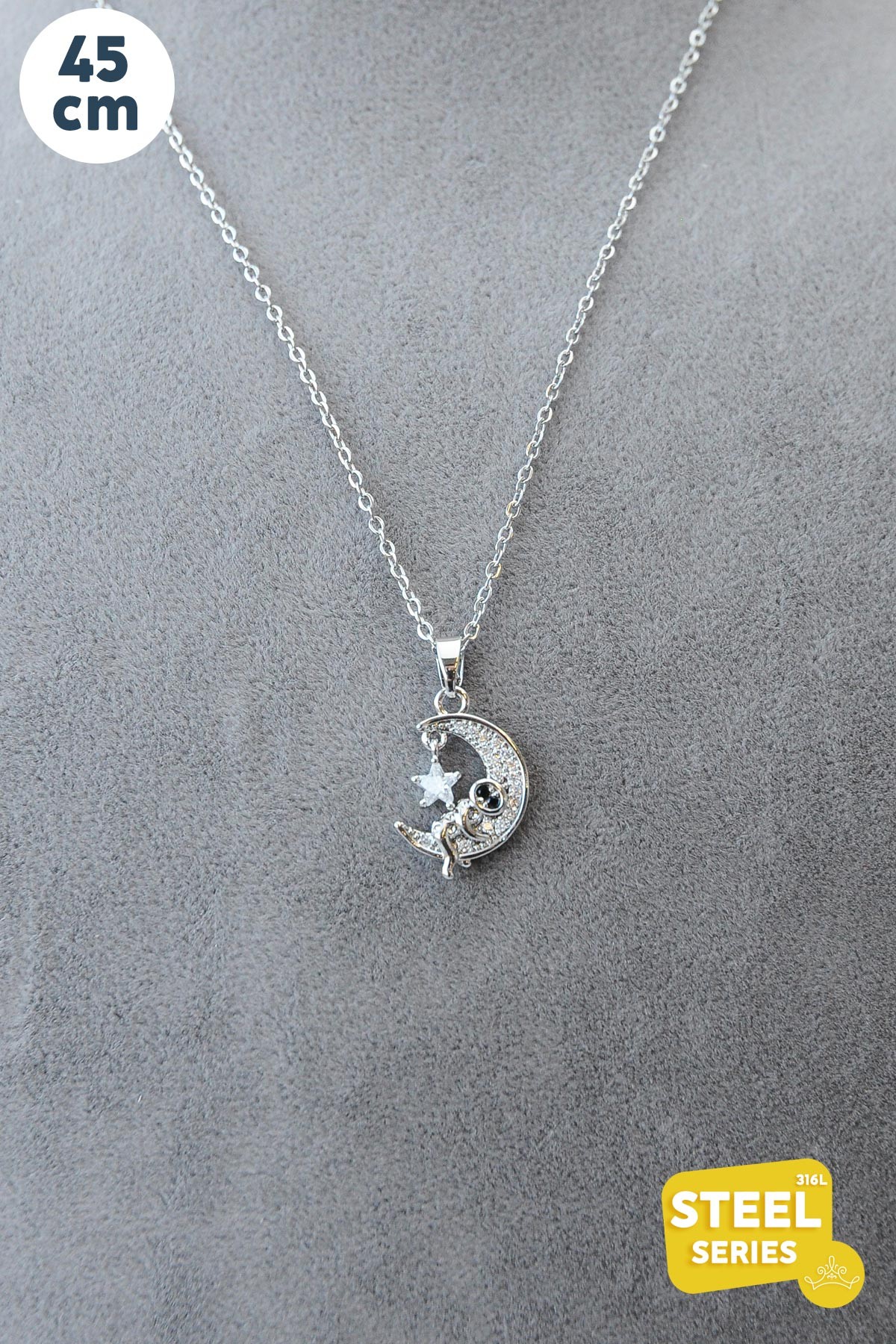Silver Minimal Zincir Kristal Yıldız Sallantılı Aya Sarılan Uzaylı Çelik Kolye 45 cm AKL2657