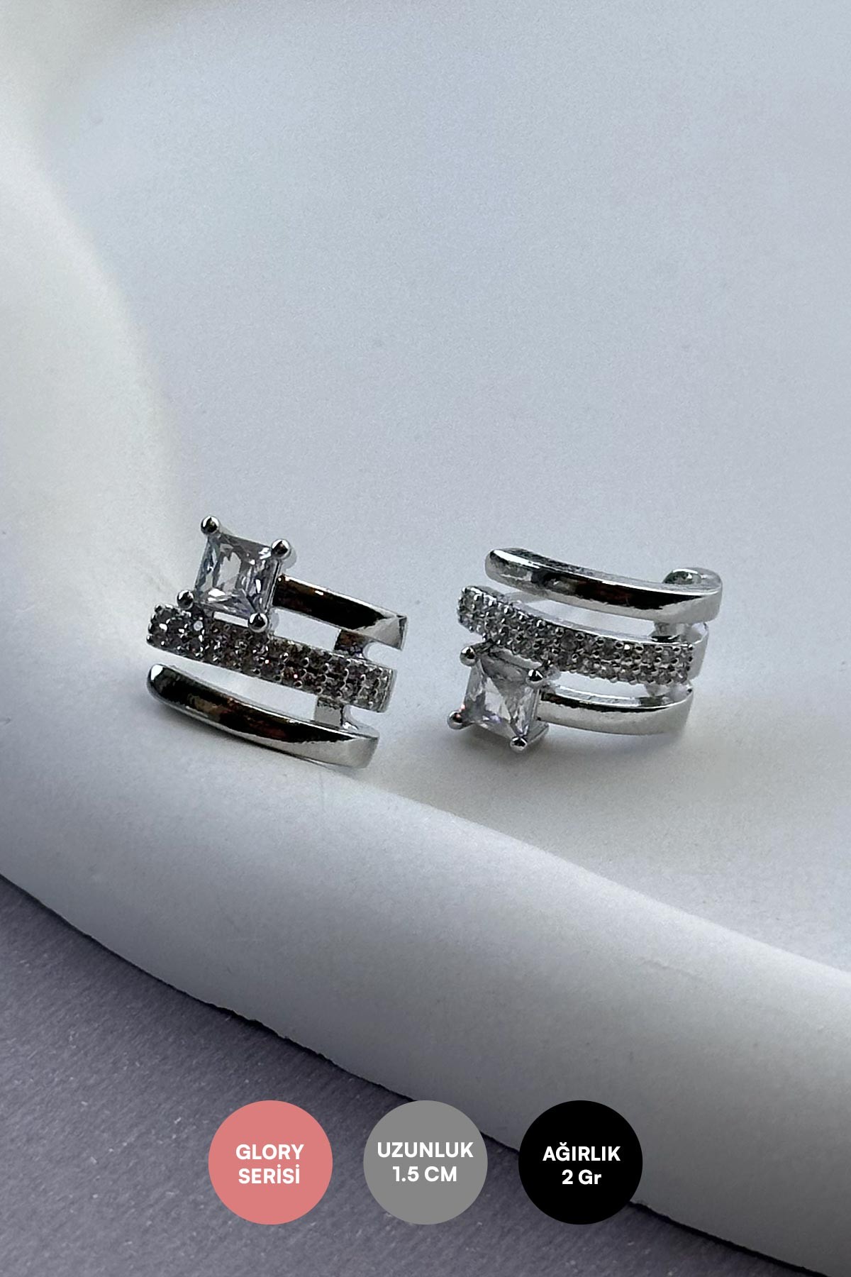 Silver Tektaş Ve Zirkon Detay Çizgi Tasarım Glory Küpe AKE9196