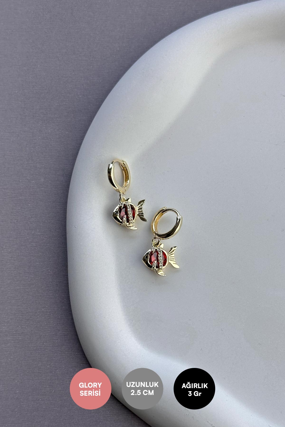 Gold Kırmızı Taş Detay Balık Sallantılı Glory Küpe AKE9153