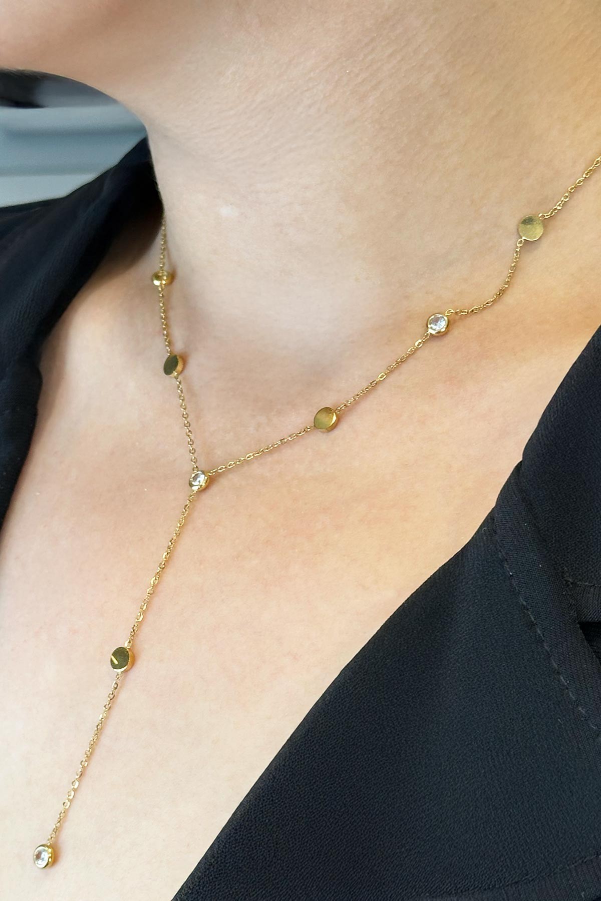 Gold Y Tasarım Minimal Oval Tektaş ve Pul Detay Çelik Kolye 45 cm AKL3756