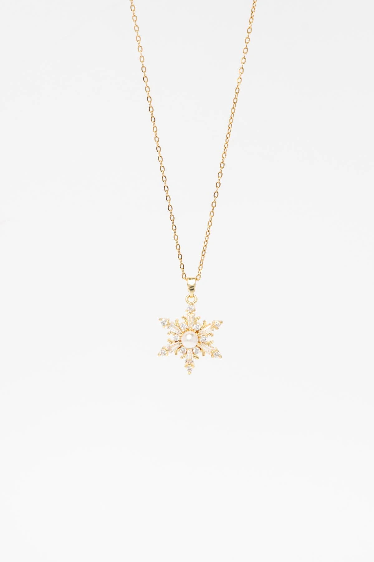 Gold Kristal Taş Tasarım İnci Detay Kar Tanesi Sallantılı 45cm Çelik Kolye AKL4322