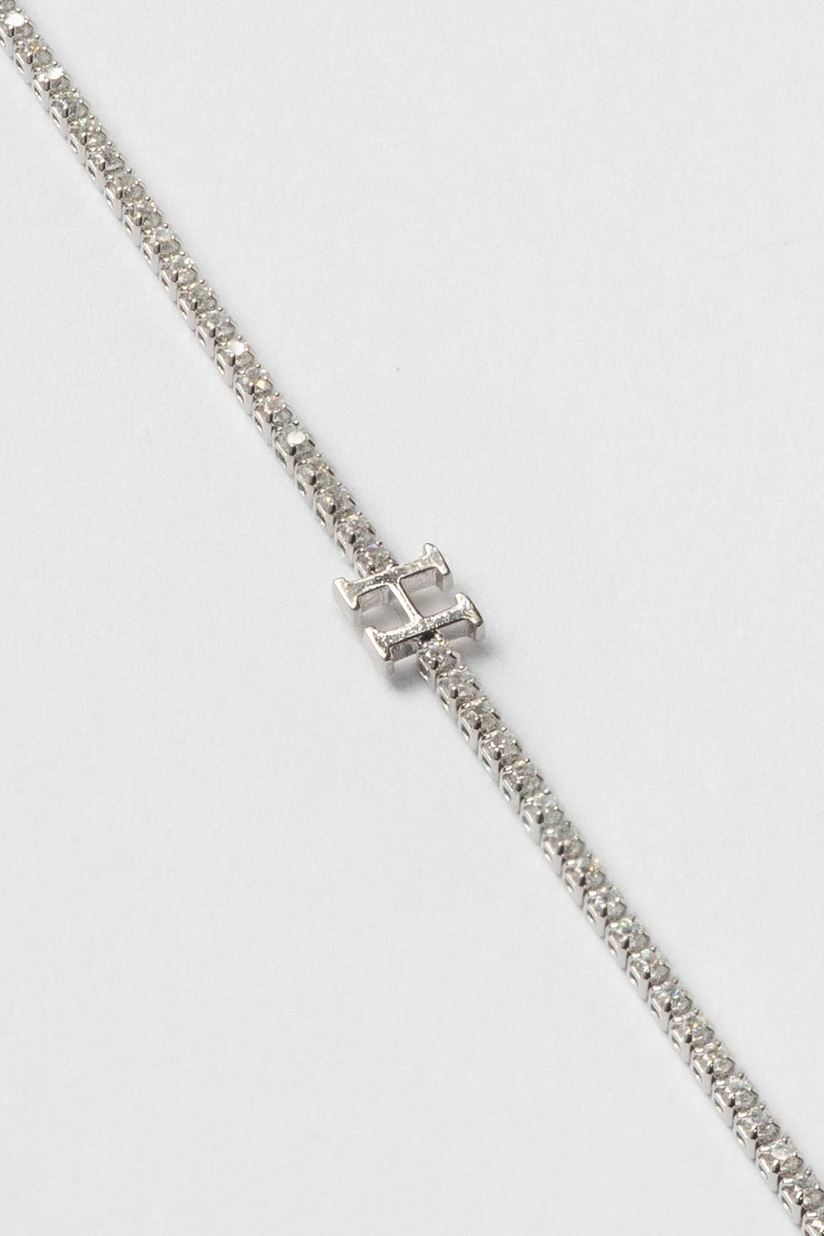 Silver Minimal Suyolu H Hafli Bileklik ABL7435