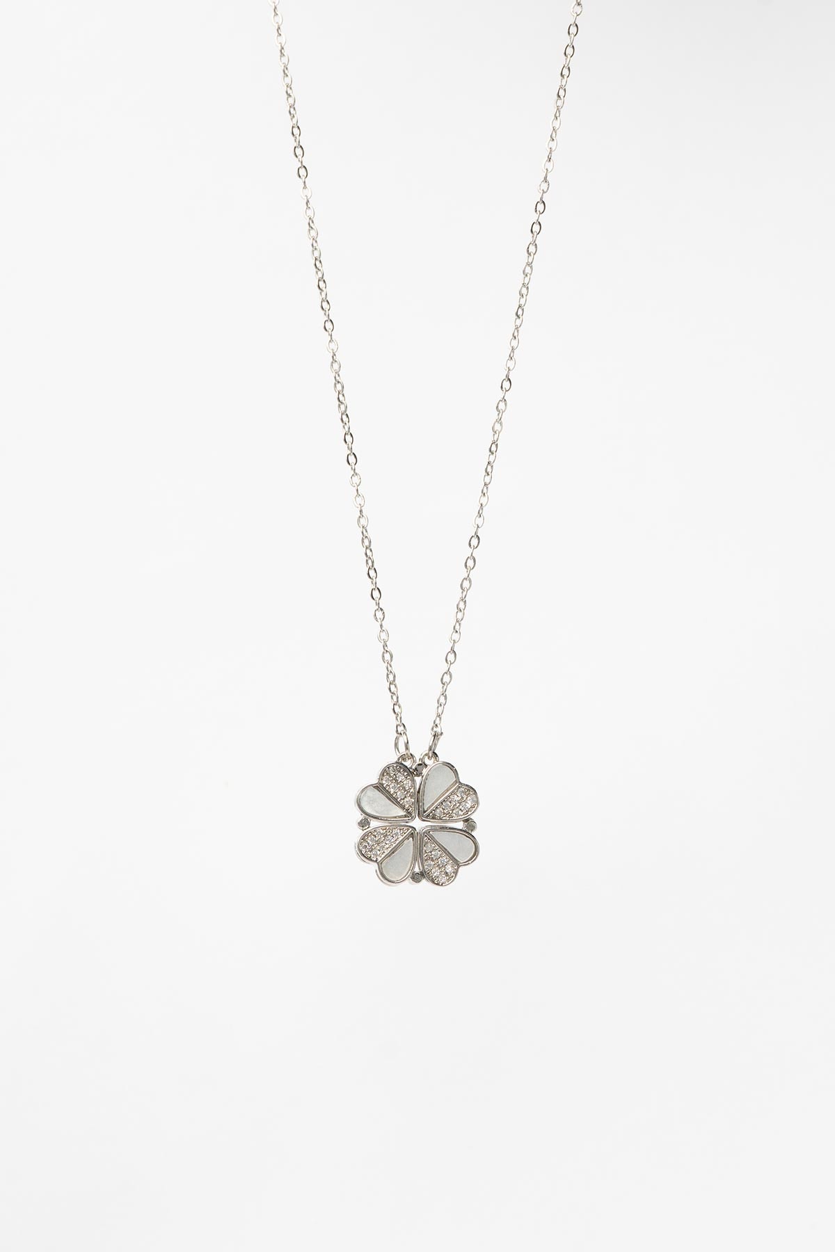 Silver Minimal Zincir Zirkon Ve Sedef Detay Kalp Tasarım Yonca Çelik Kolye 45 cm AKL4157
