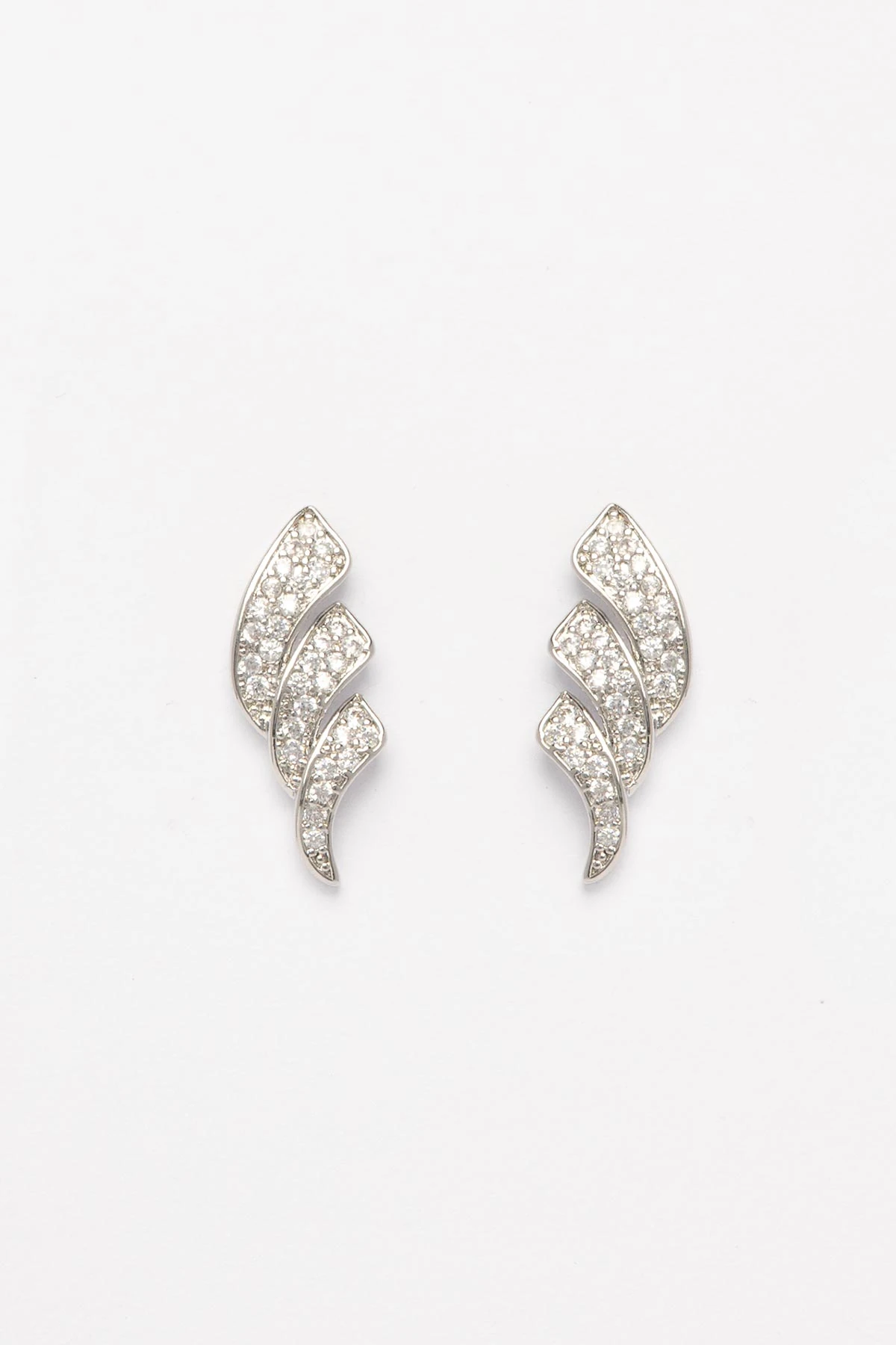 Silver Zirkon Taş Kaplı Trio Kanat Figür Glory Küpe AKE9429