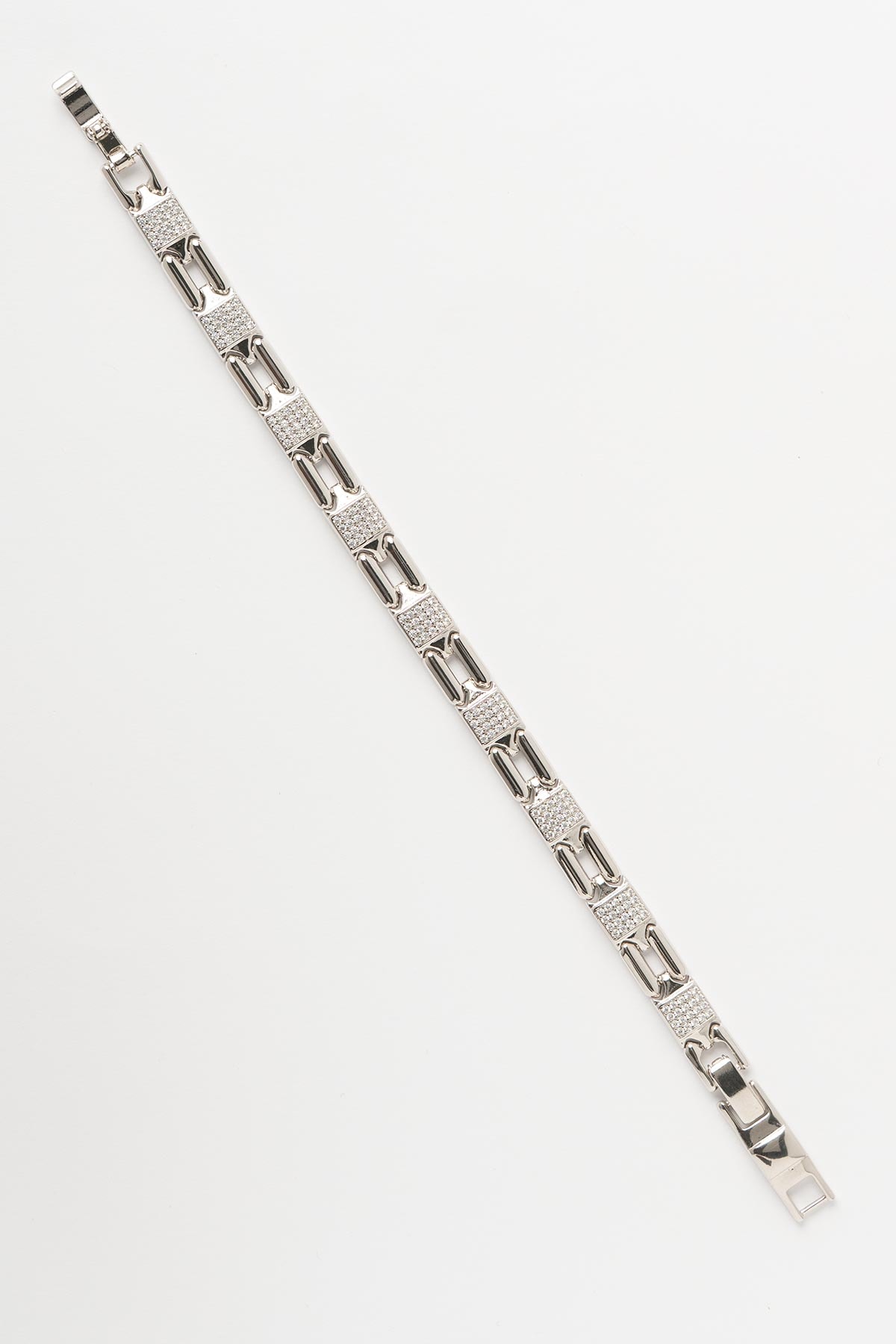 Silver Zirkon Detay Kare Form Bağlantılı Luxury Bileklik ABL7538