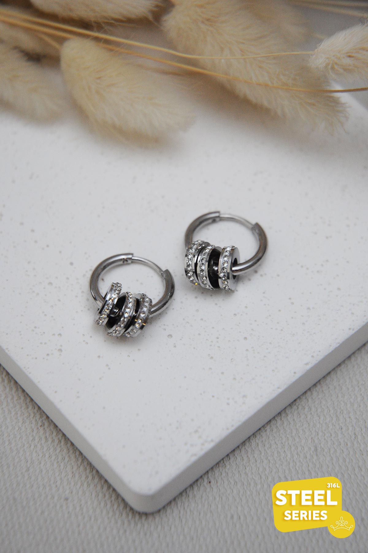 Zirkon Silindir Sallantılı Silver Halka Çelik Küpe AKE5691