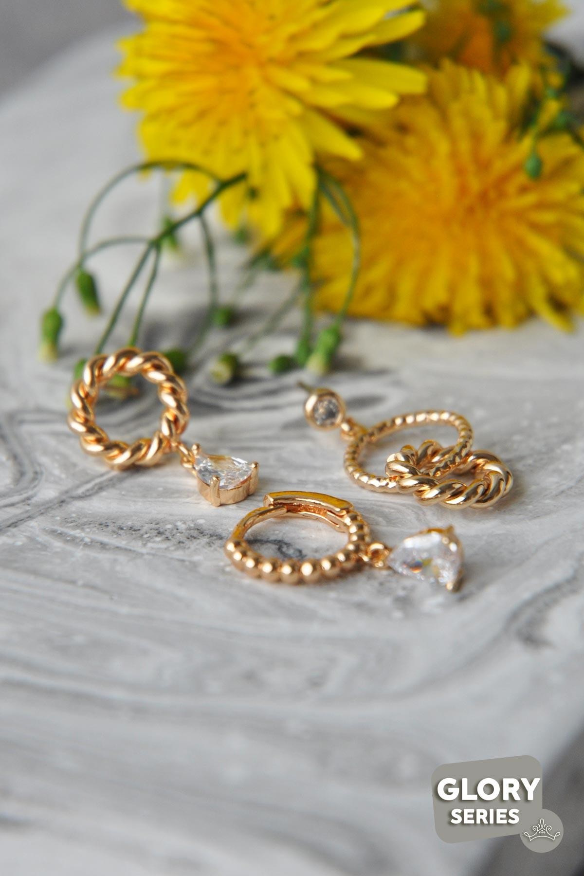 Crystal Gold Strom Circle Çoklu Glory Küpe AKE5266